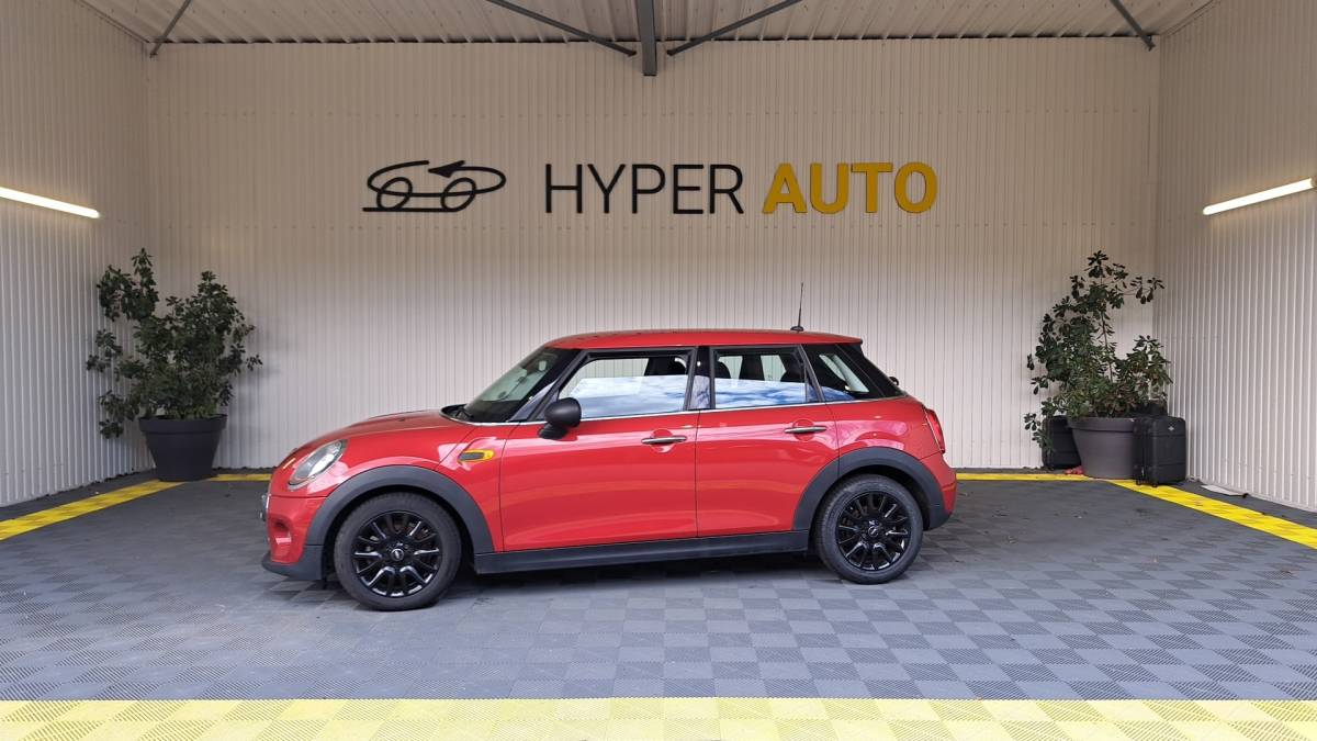 mini hatch 5 portes f55