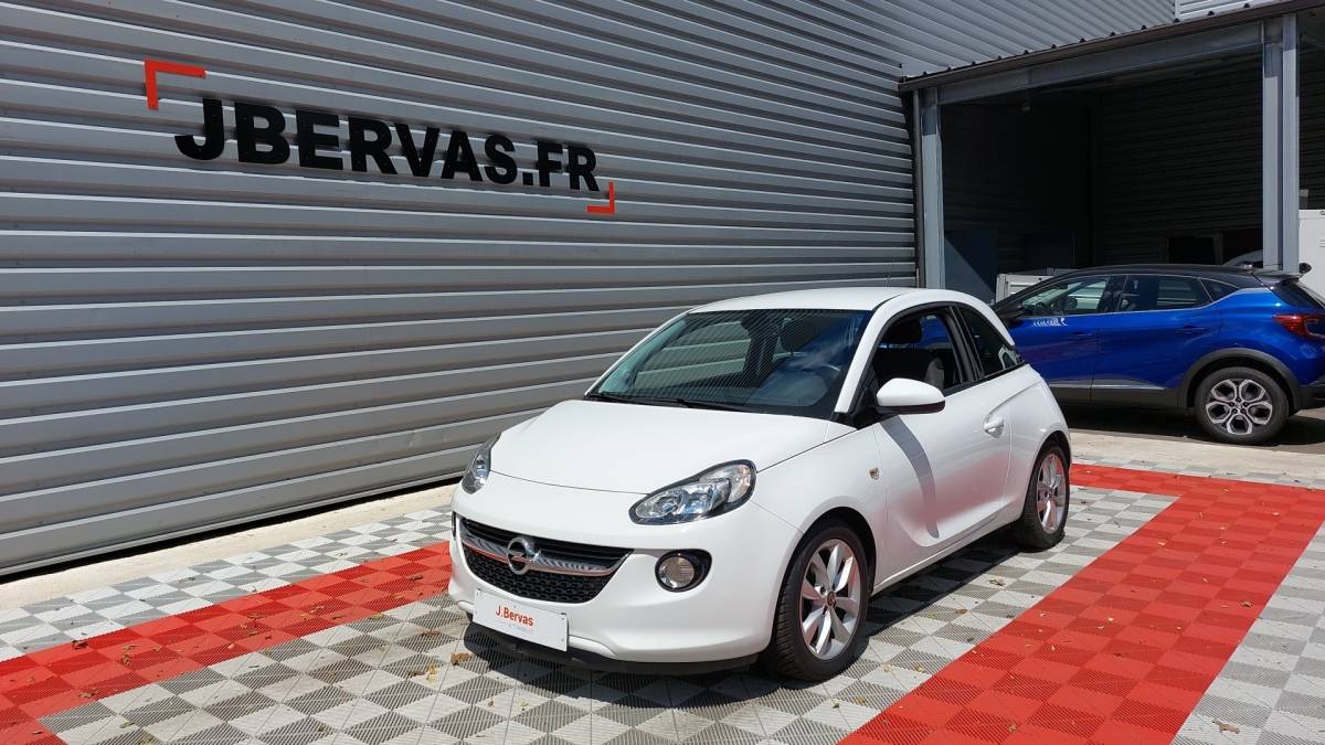 opel adam