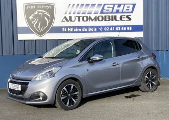 Photo 3363052 - Peugeot 208 Puretech 110 S&S Tech Edition