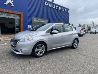 Photo 3406331 - Peugeot 208 1.6 E-HDI FAP - 92 ALLURE