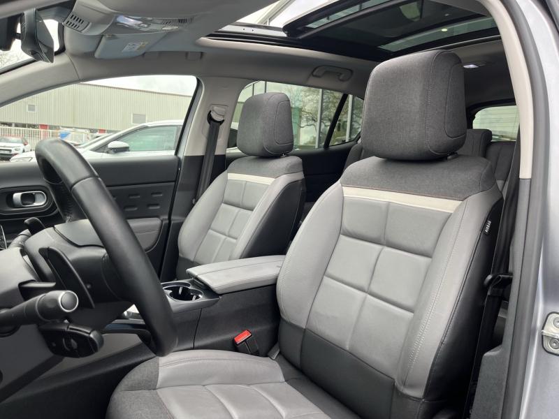 Véhicule d'occasion