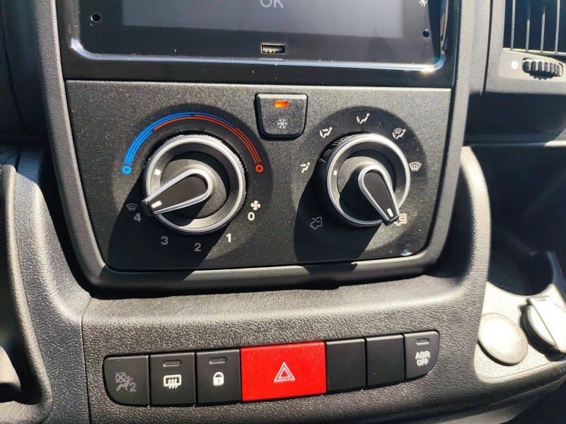 Véhicule d'occasion