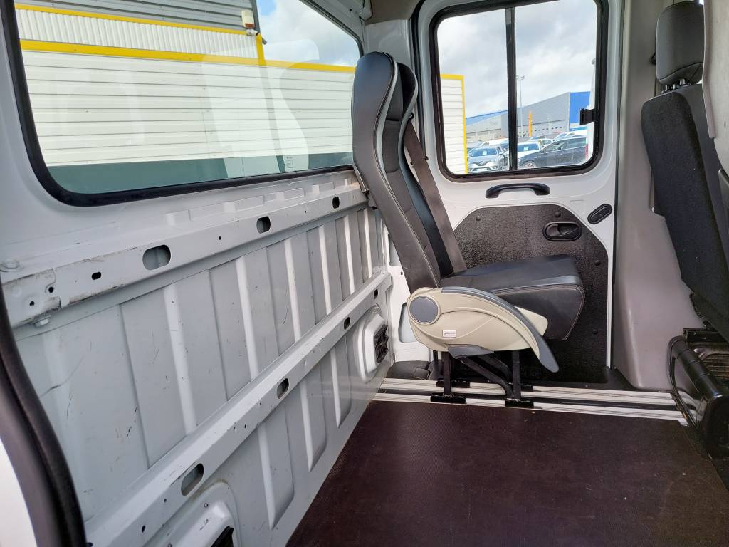 Nissan NV400 CHASSIS DOUBLE CABINE 2019