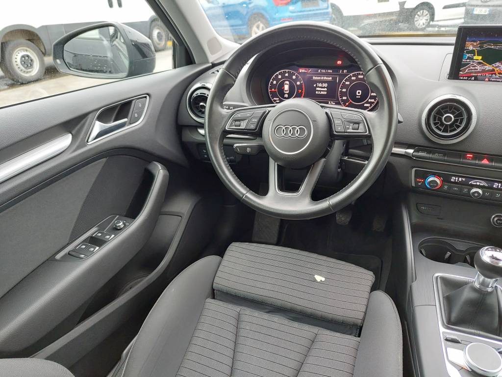 Audi A3 Sportback (3)