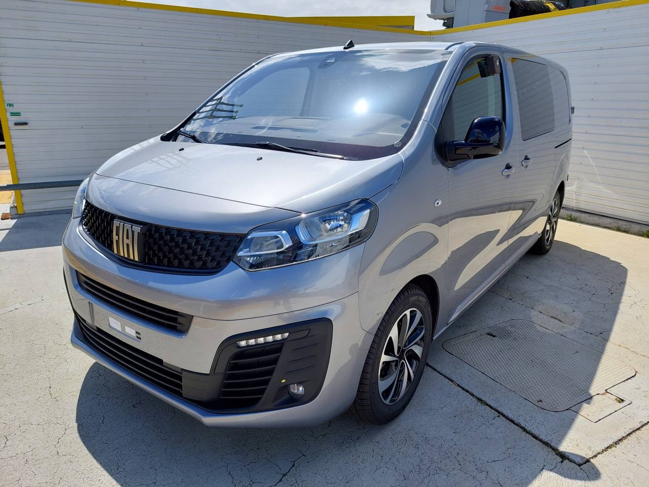 Fiat Scudo (3) 2.0 Mjet3 145ch 3.2 Std Crew cab PLounge