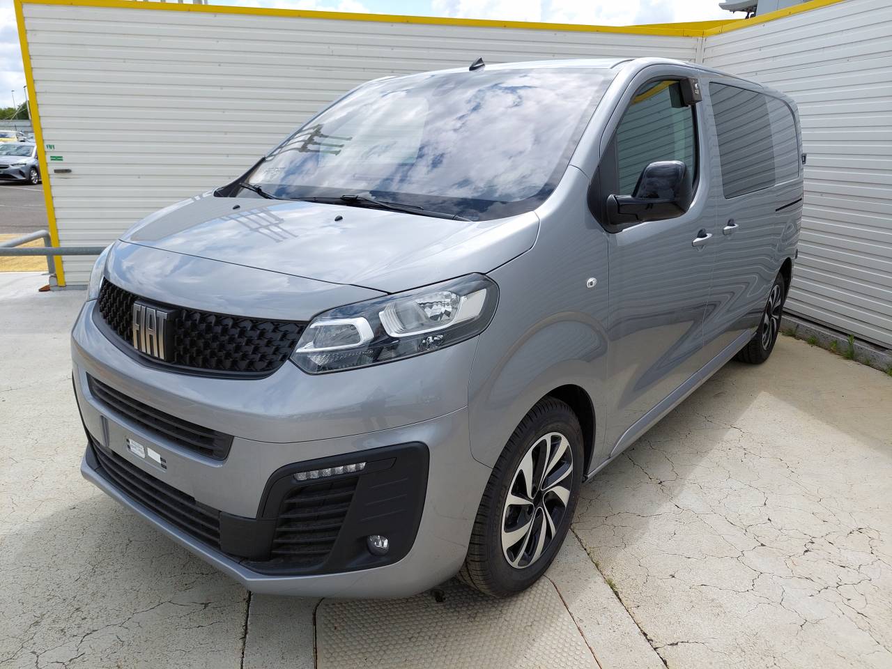 Fiat Scudo (3) 2.0 Mjet3 145ch 3.2 Std Crew cab PLounge