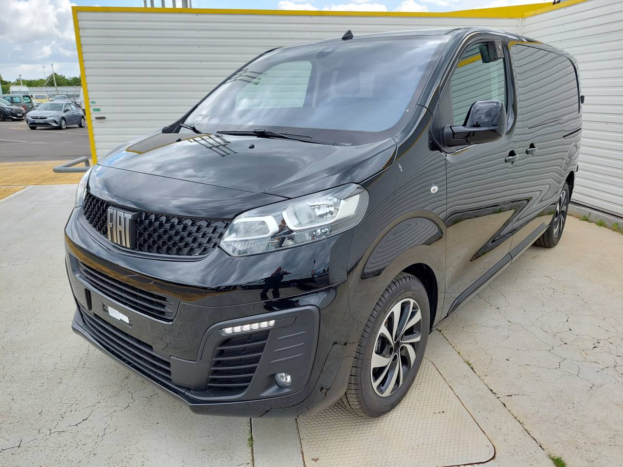 Fiat Scudo (3) 2.0 Mjet3 145ch 3.2 Std Crew cab PLounge