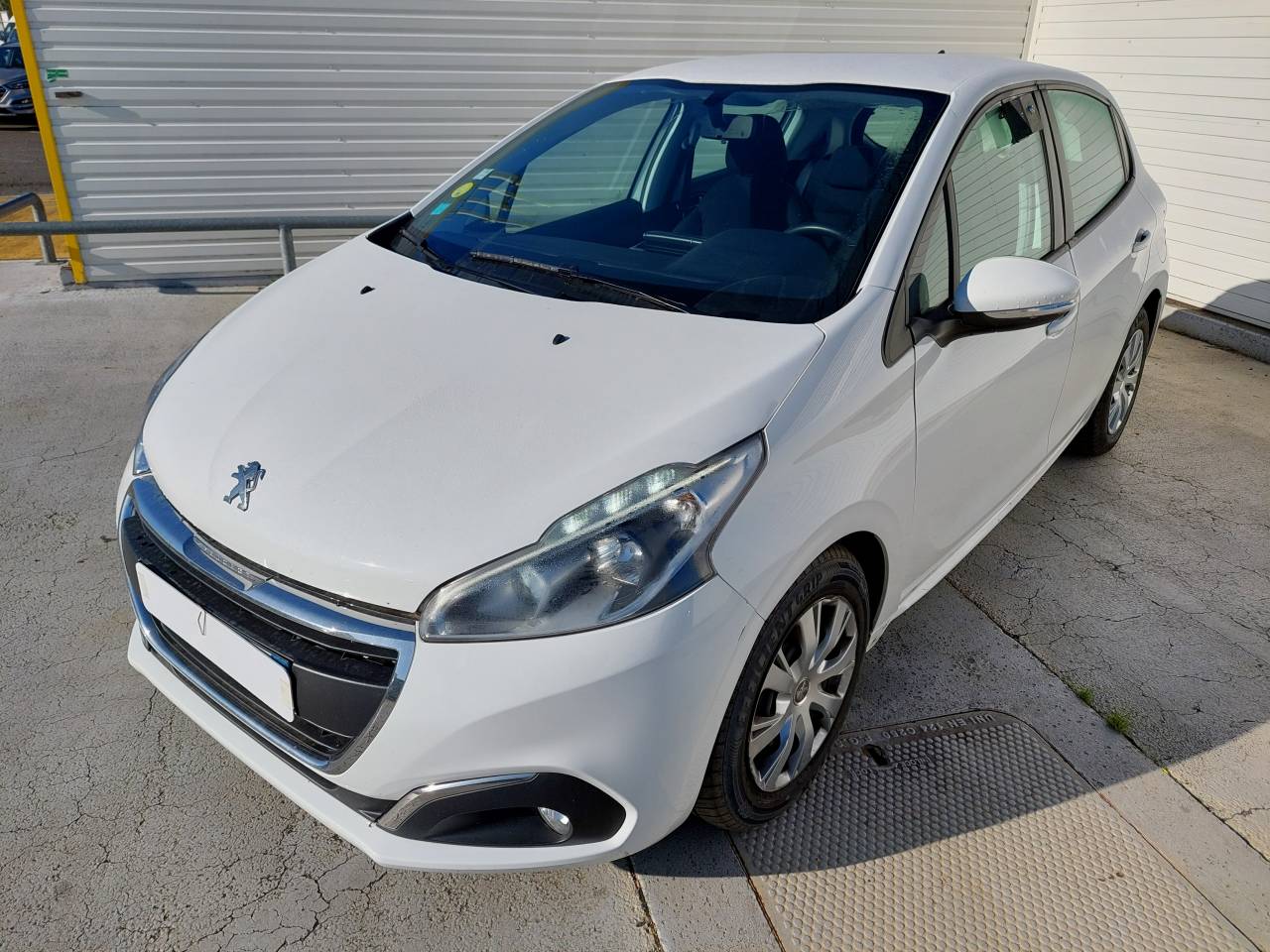Peugeot 208 BUSINESS bluehdi 100ch ss bvm6 active