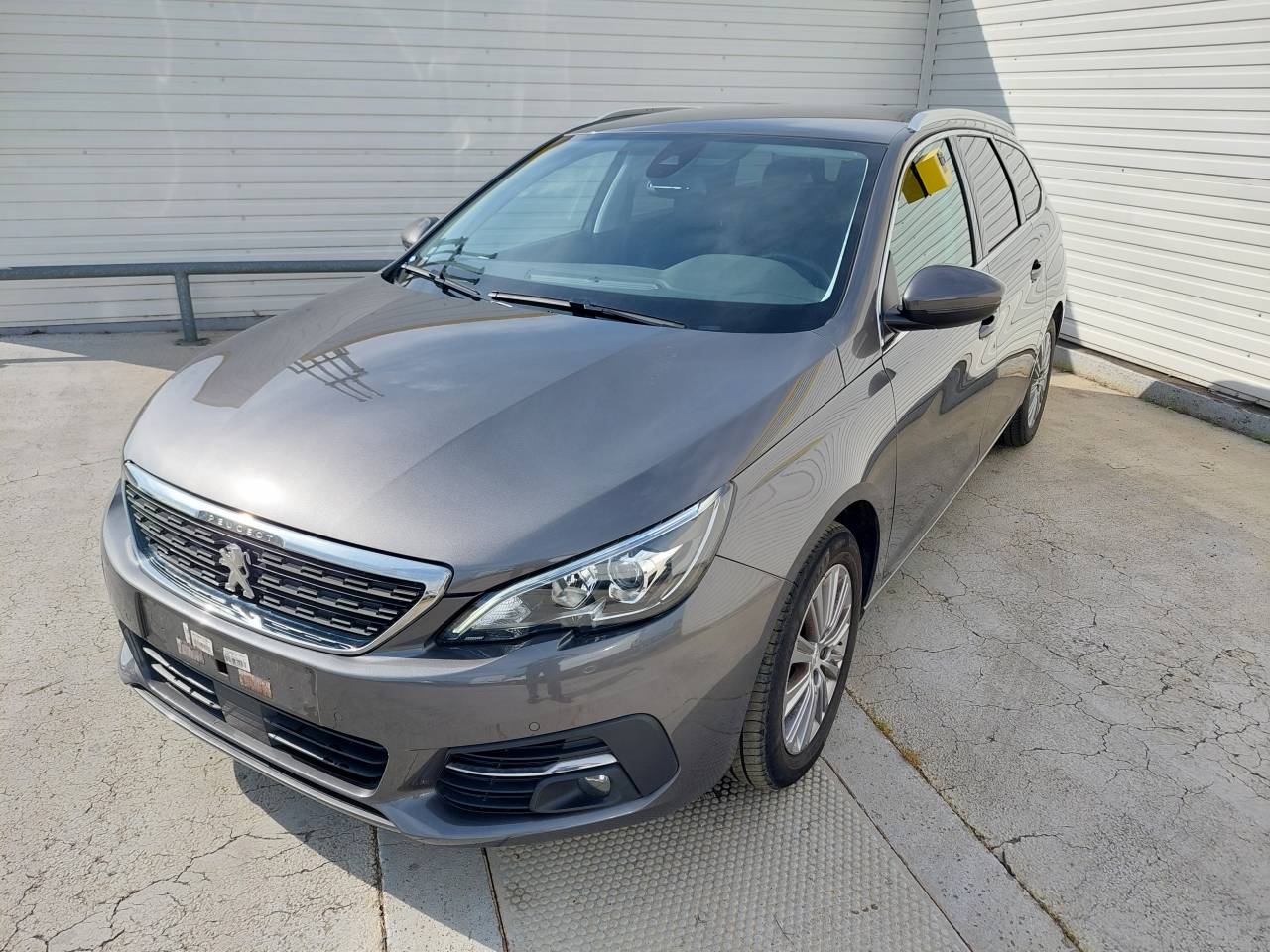 Peugeot 308 SW BLUEHDI 130CH SS EAT8 ALLURE PACK