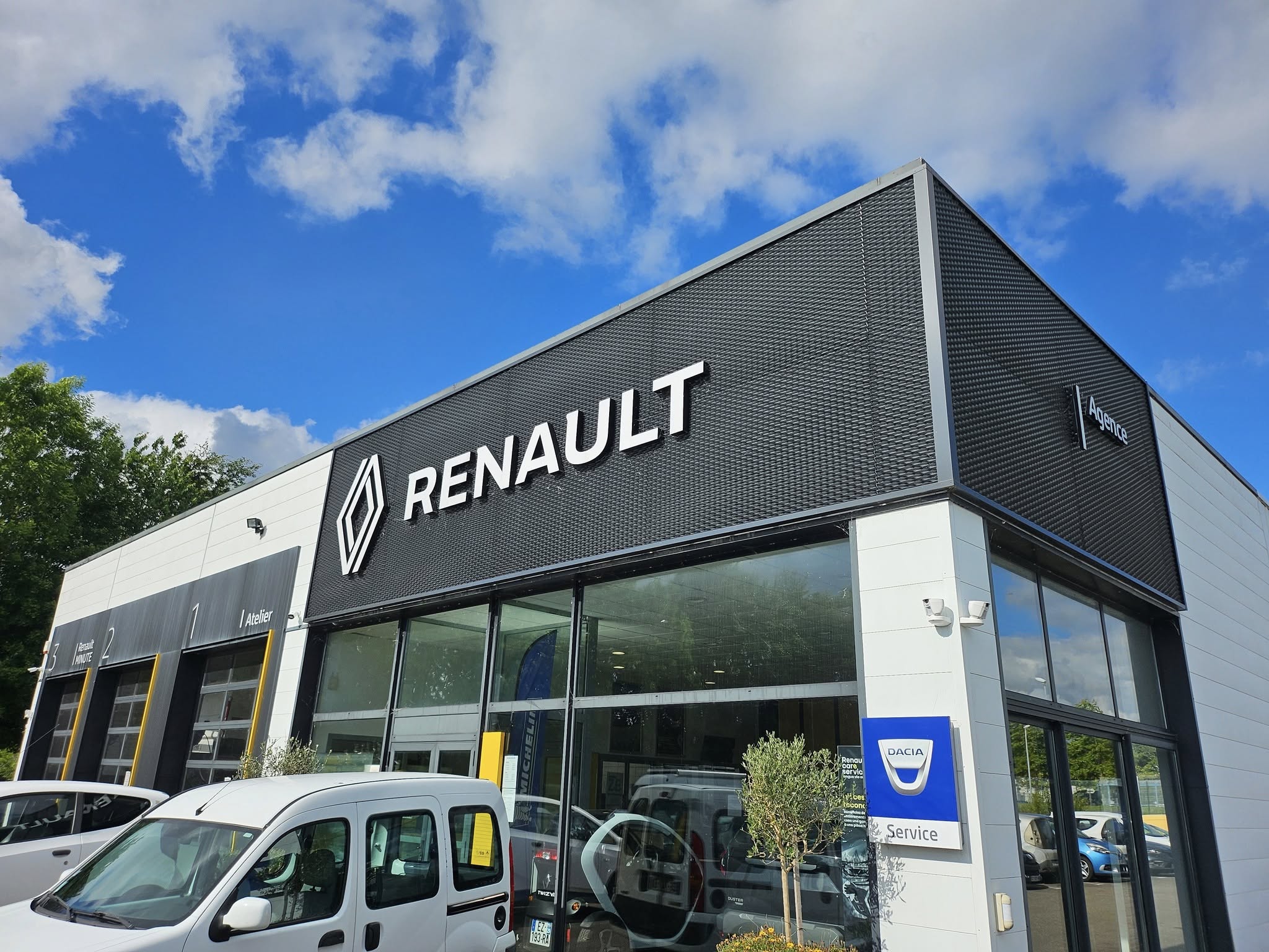 Logo Garage de Lestonan | Agent Renault Dacia | Vente de véhicules à Ergué-Gabéric (29)