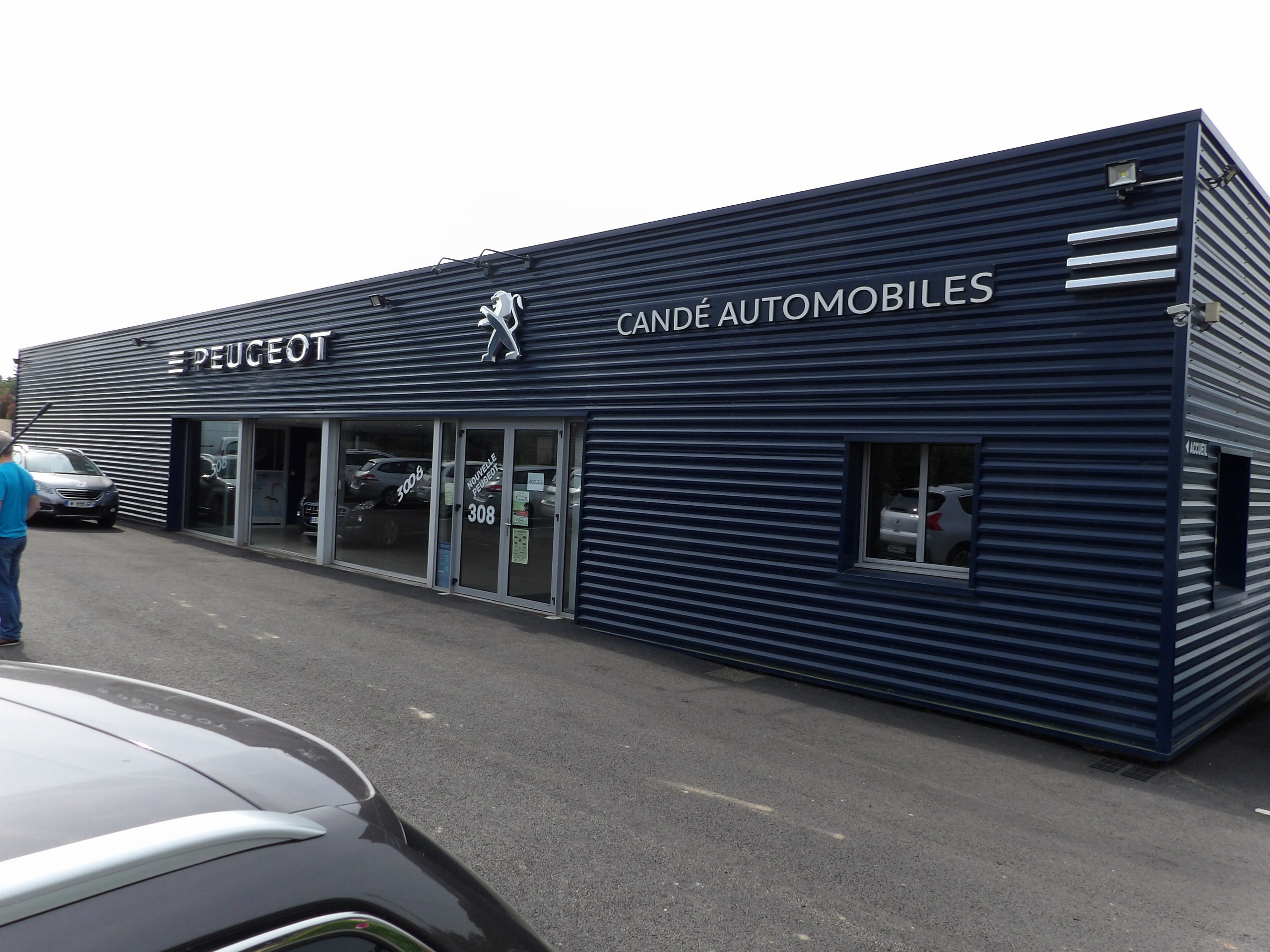 Logo CANDÉ AUTOMOBILES | Agent Peugeot à Candé, dans le Maine-et-Loire (49)