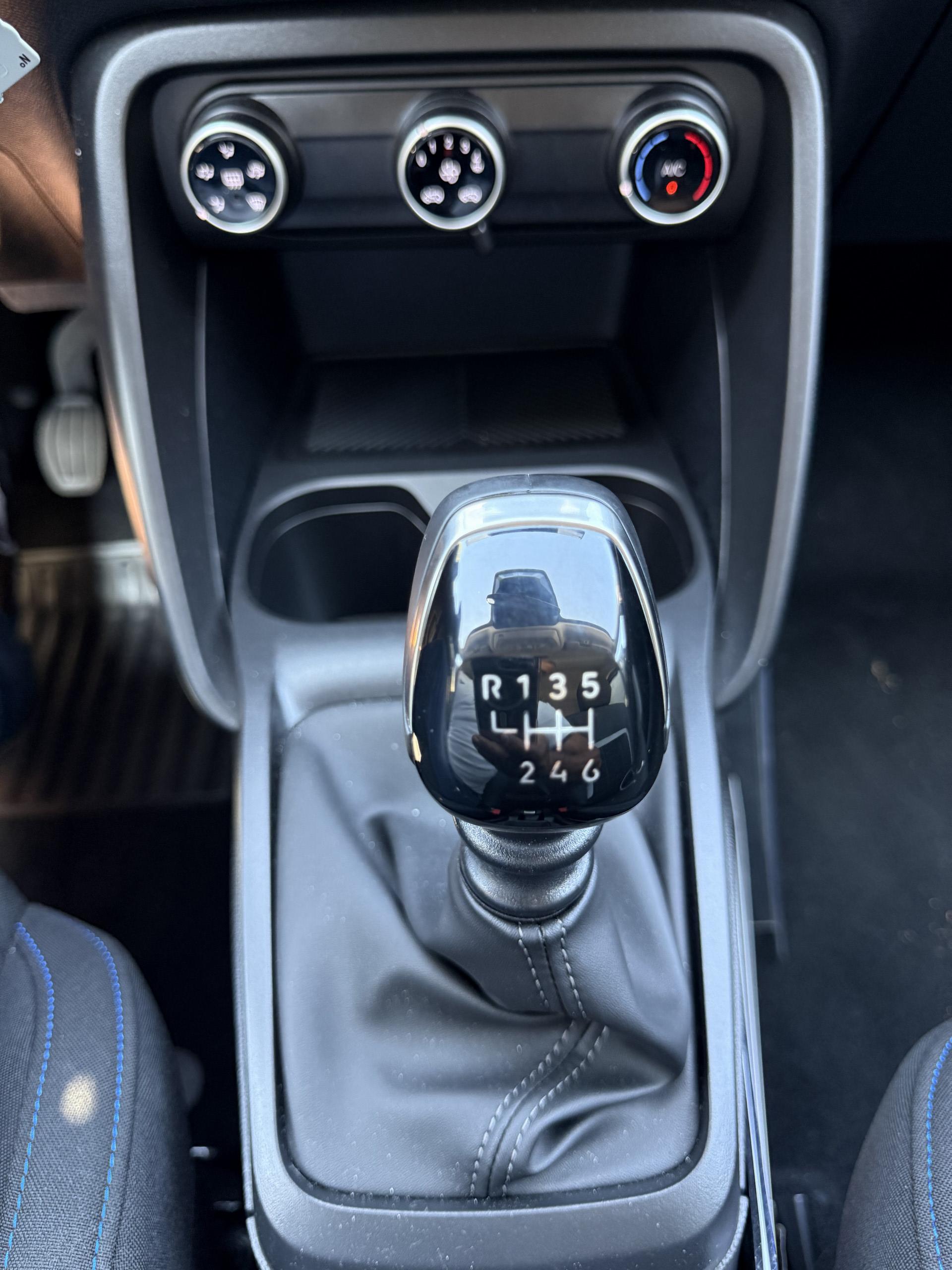 Citroën C3  IV Turbo 100 BVM PLUS groupe Vergnon