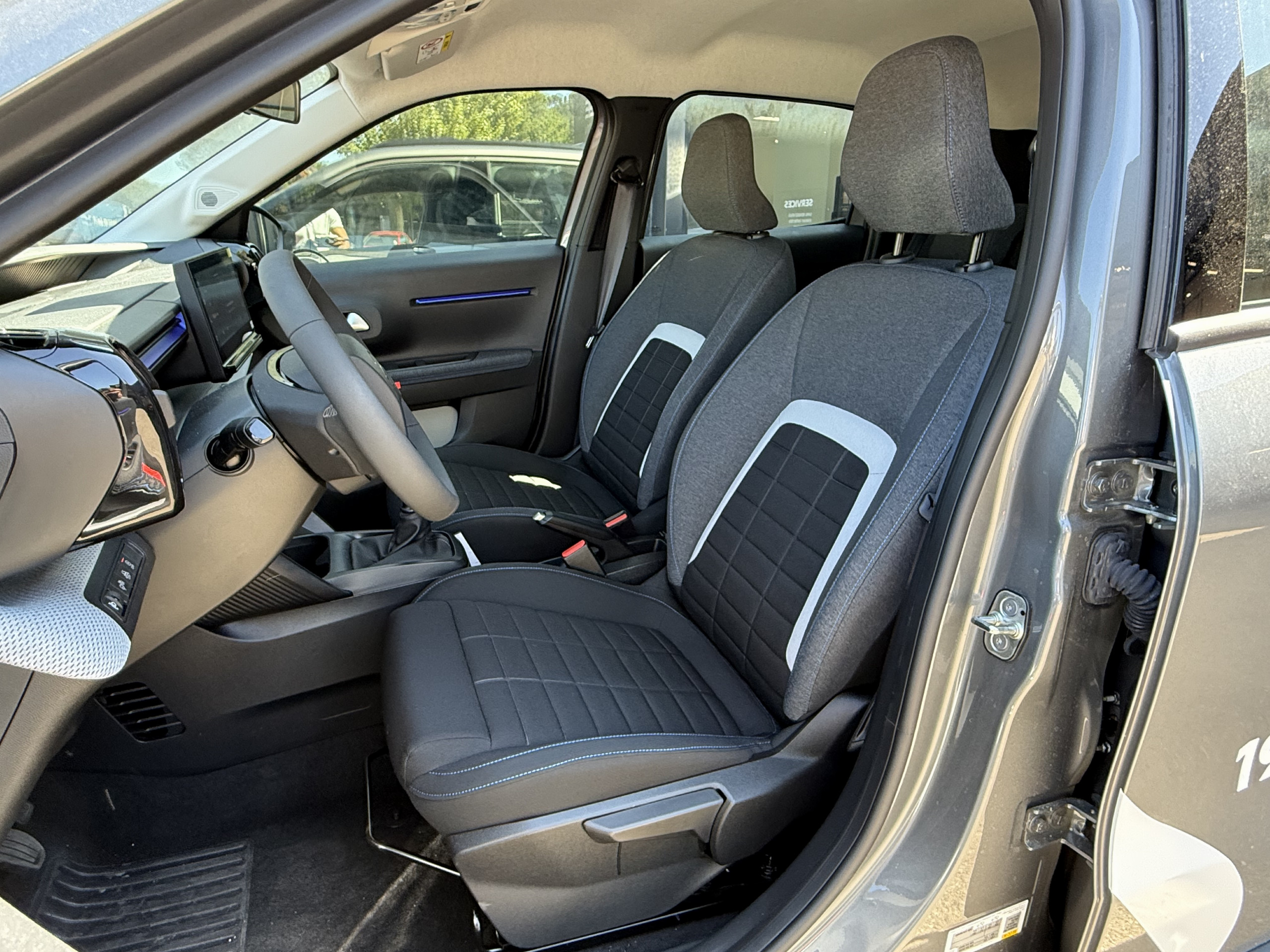 Citroën C3  IV Turbo 100 BVM PLUS groupe Vergnon