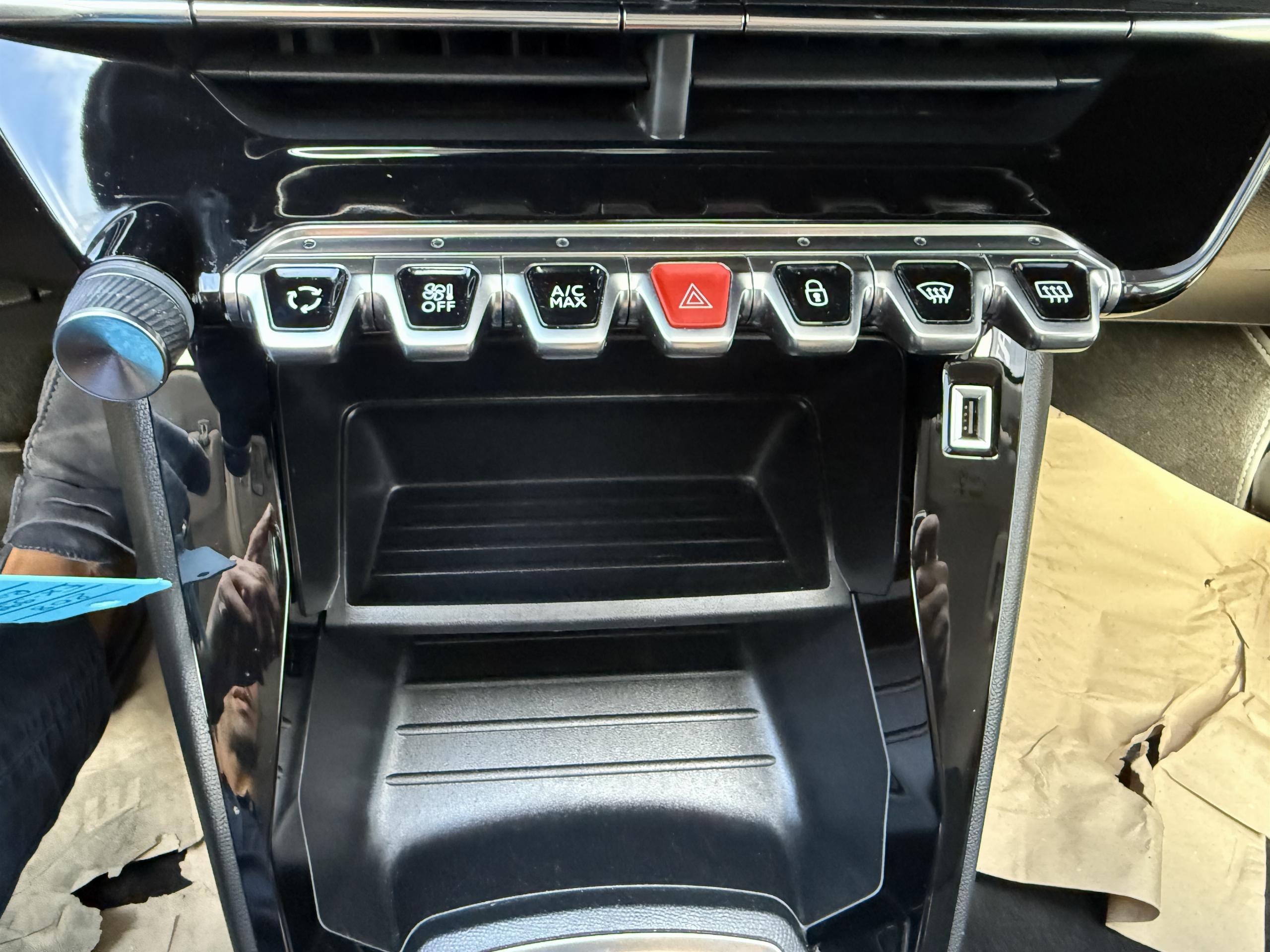 Peugeot 208  II PureTech 75 S&S Style groupe Vergnon