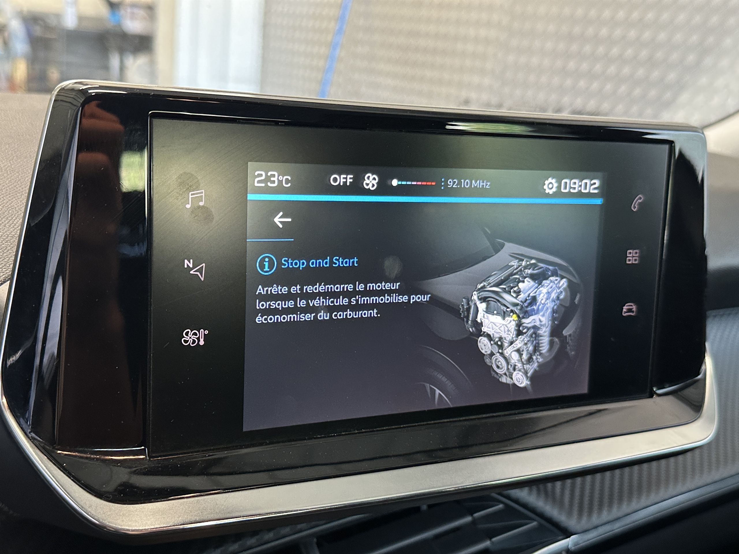 Peugeot 2008  II PureTech 100 S&S ACTIVE groupe Vergnon