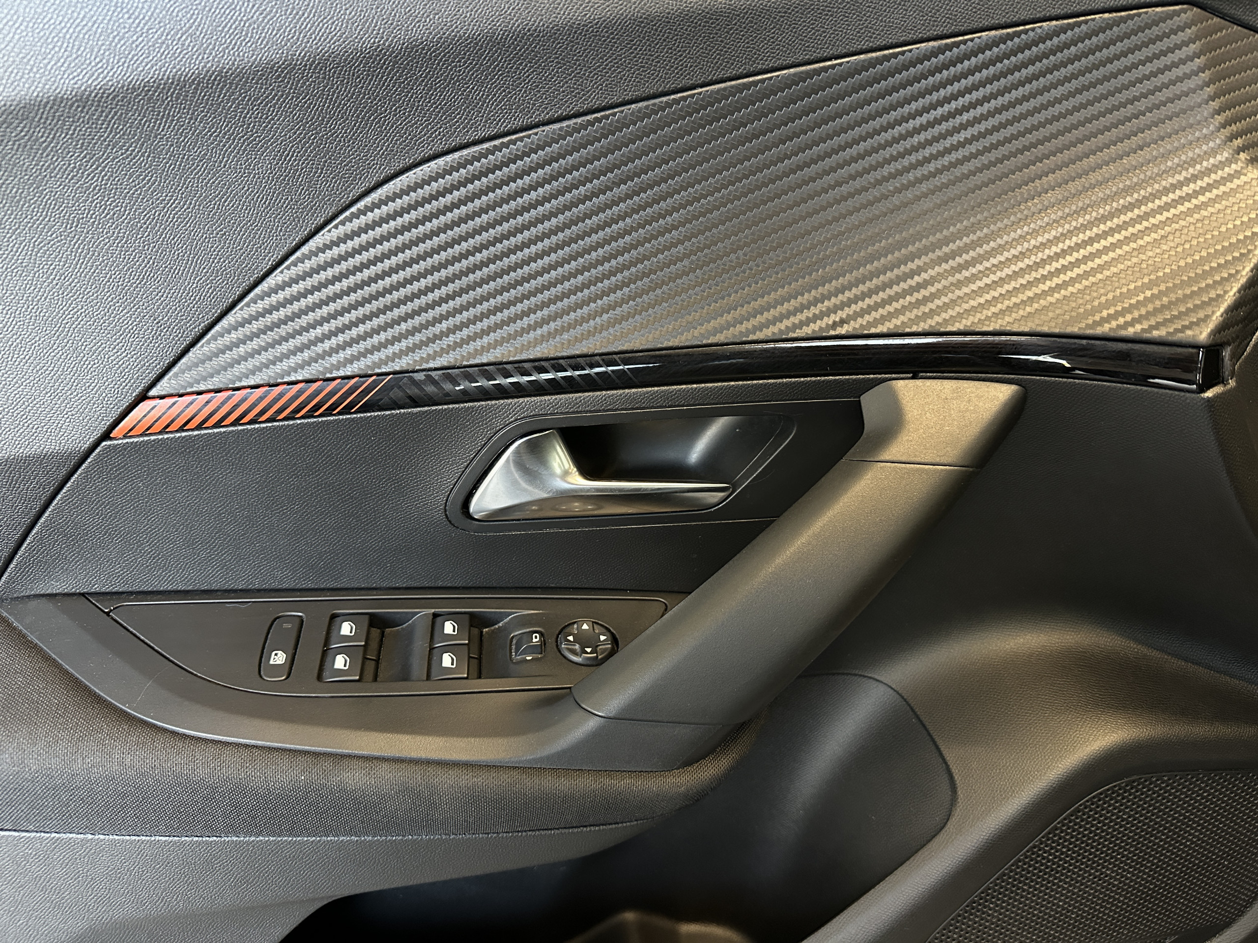 Peugeot 2008  II PureTech 100 S&S ACTIVE groupe Vergnon