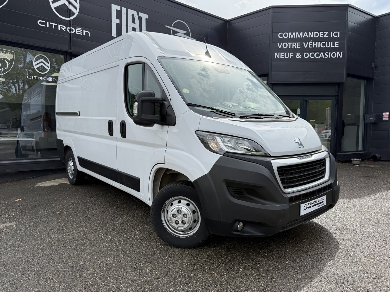 Peugeot Boxer  II BlueHDi 140 S&S ASPHALT 333 L2H2 groupe Vergnon