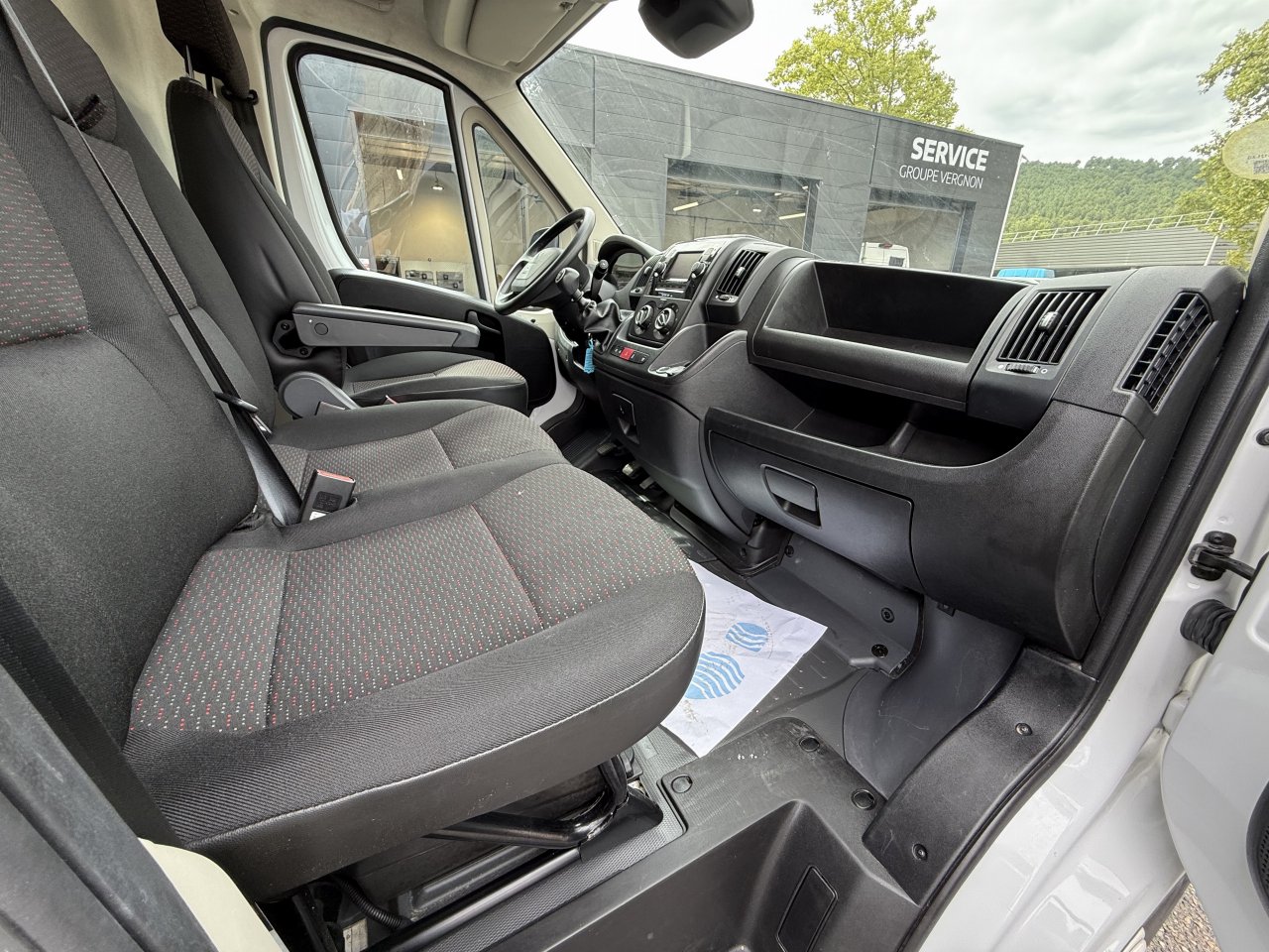 Peugeot Boxer  II BlueHDi 140 S&S ASPHALT 333 L2H2 groupe Vergnon