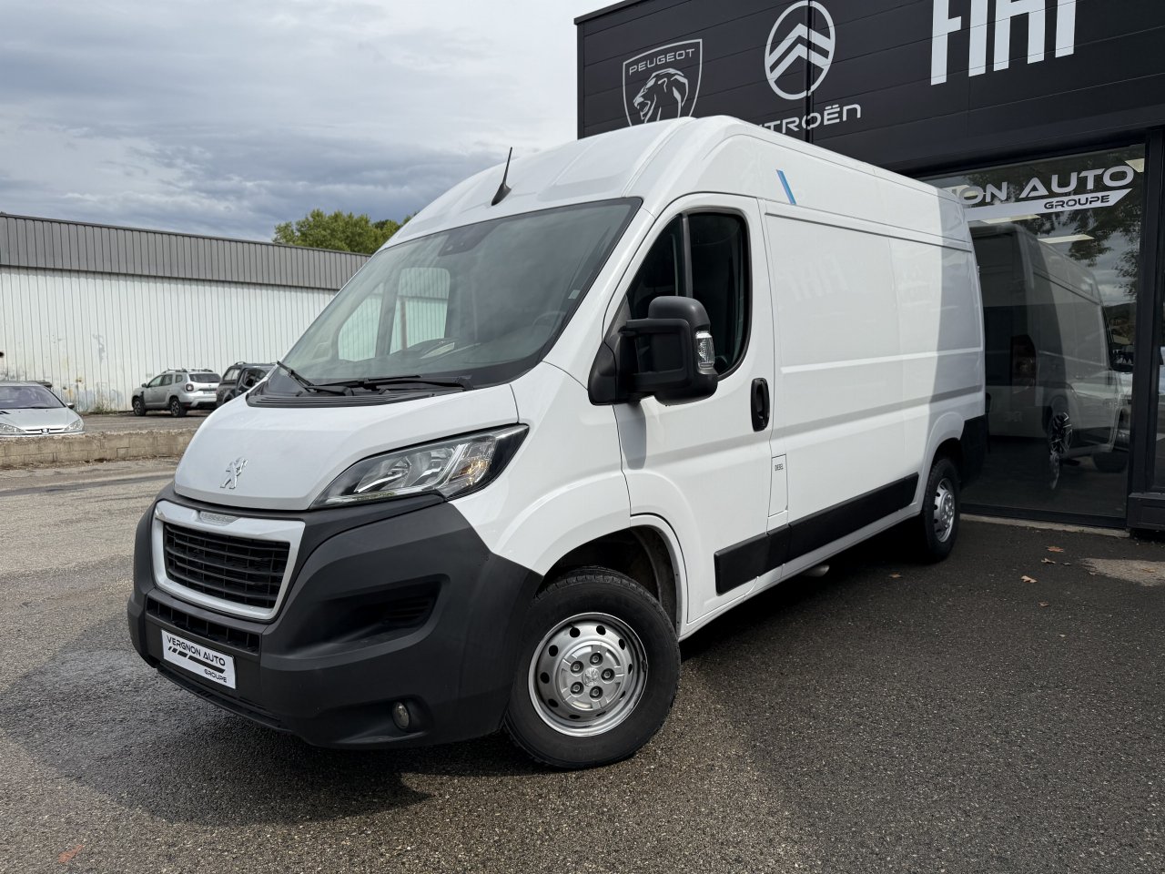 Peugeot Boxer  II BlueHDi 140 S&S ASPHALT 333 L2H2 groupe Vergnon