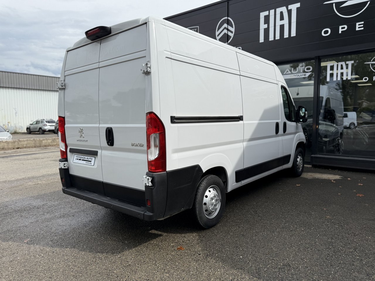 Peugeot Boxer  II BlueHDi 140 S&S ASPHALT 333 L2H2 groupe Vergnon