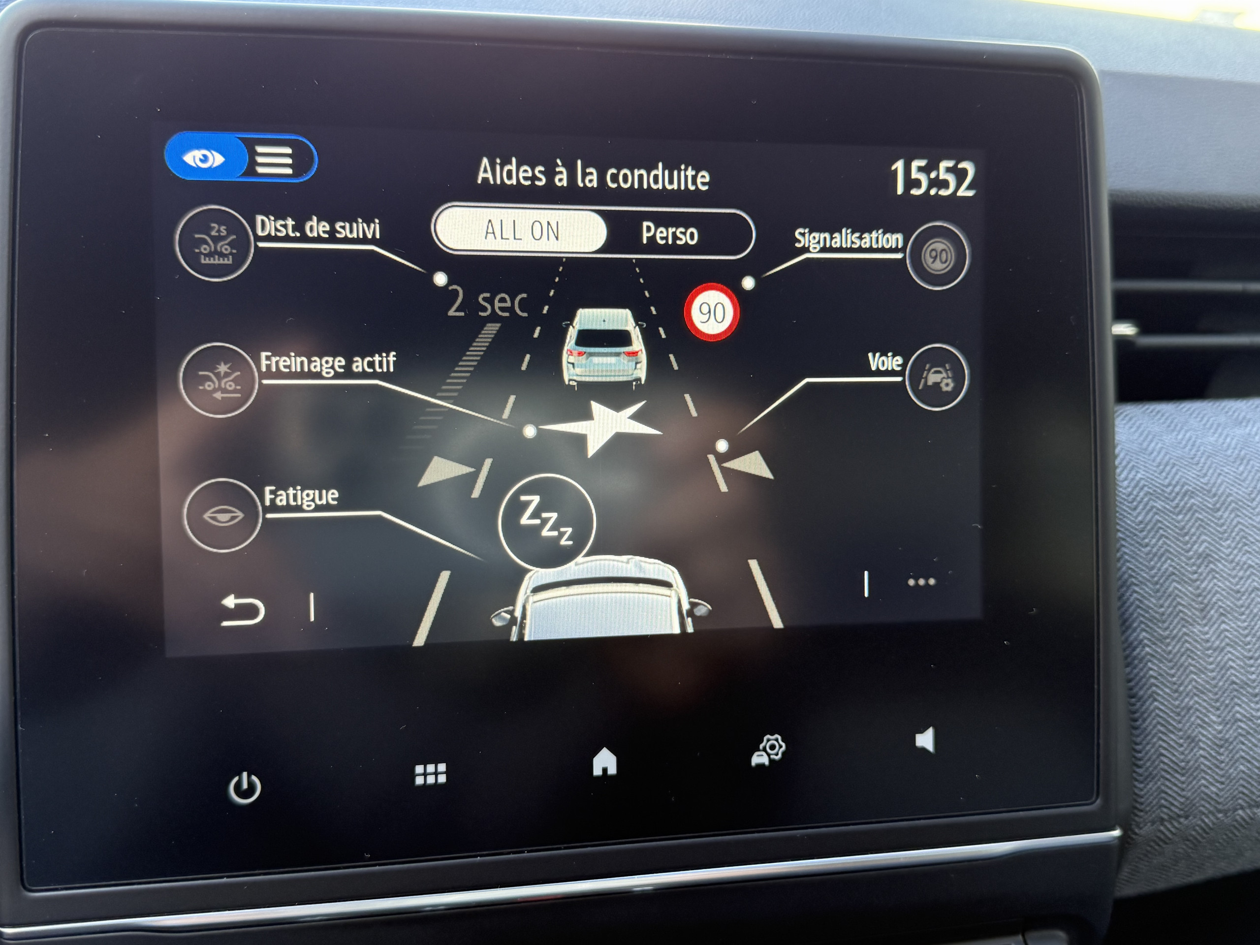 Renault Clio  V Techno TCe 90 -24 groupe Vergnon