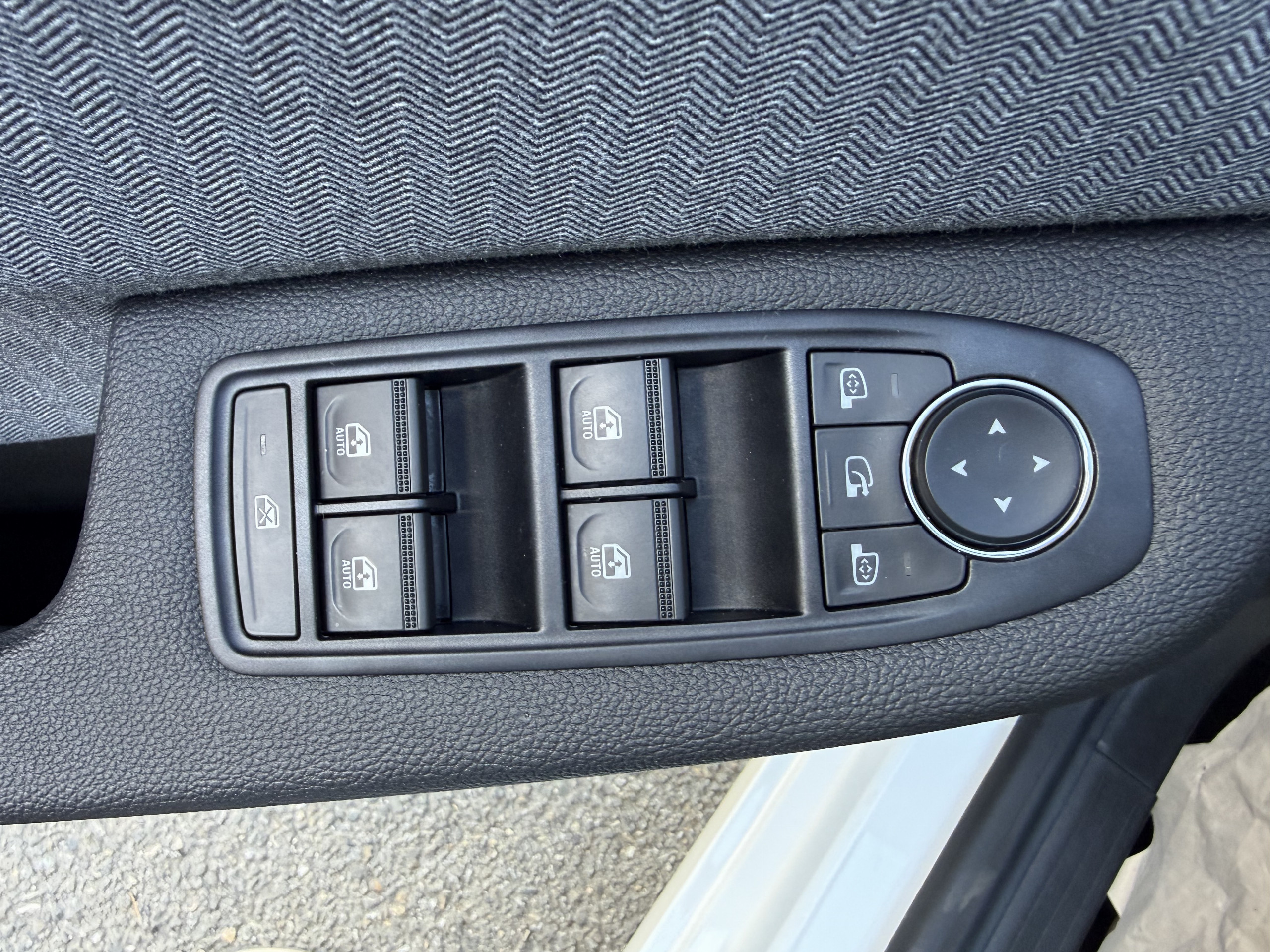 Renault Clio  V Techno TCe 90 -24 groupe Vergnon