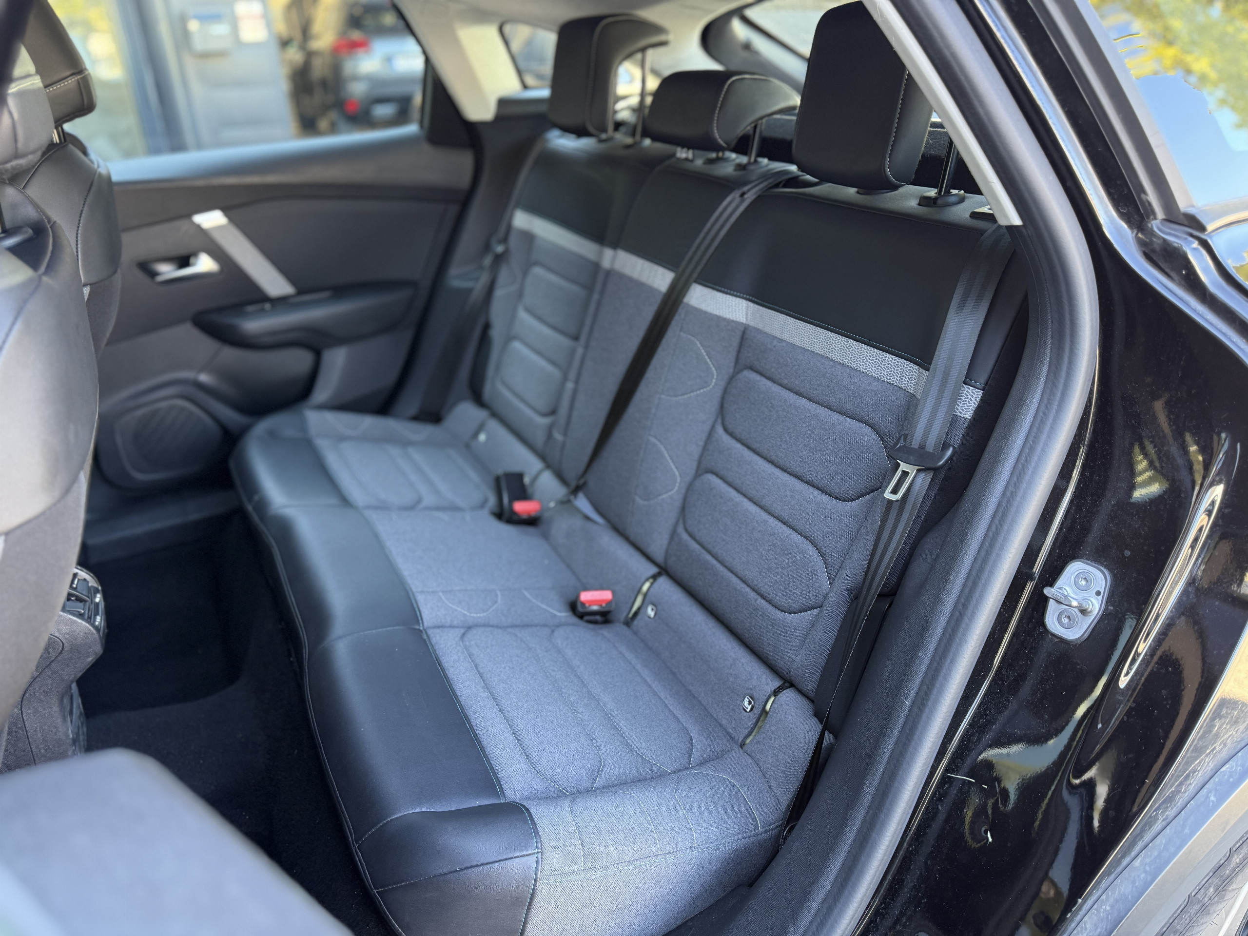 Citroën C4  III BlueHDi 110 S&S BVM6 Feel Pack groupe Vergnon