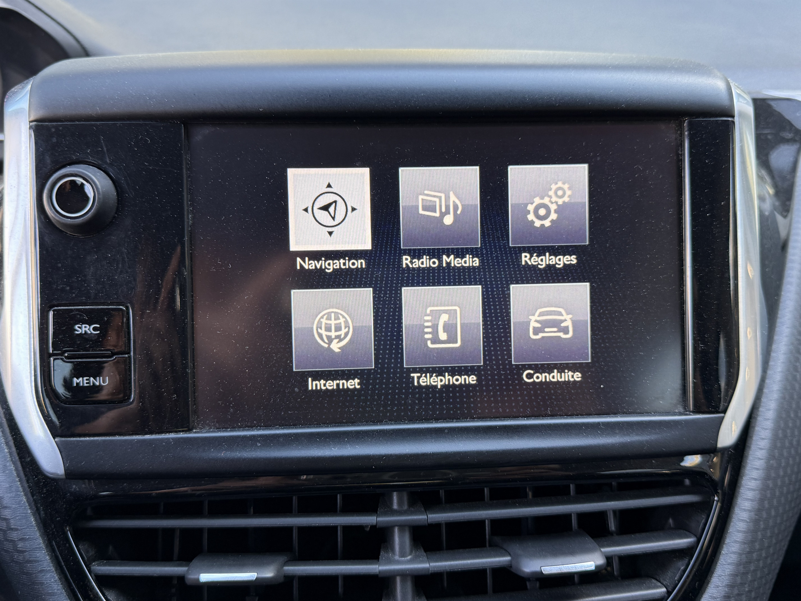 Peugeot 208 1.2 PureTech 82 Style groupe Vergnon