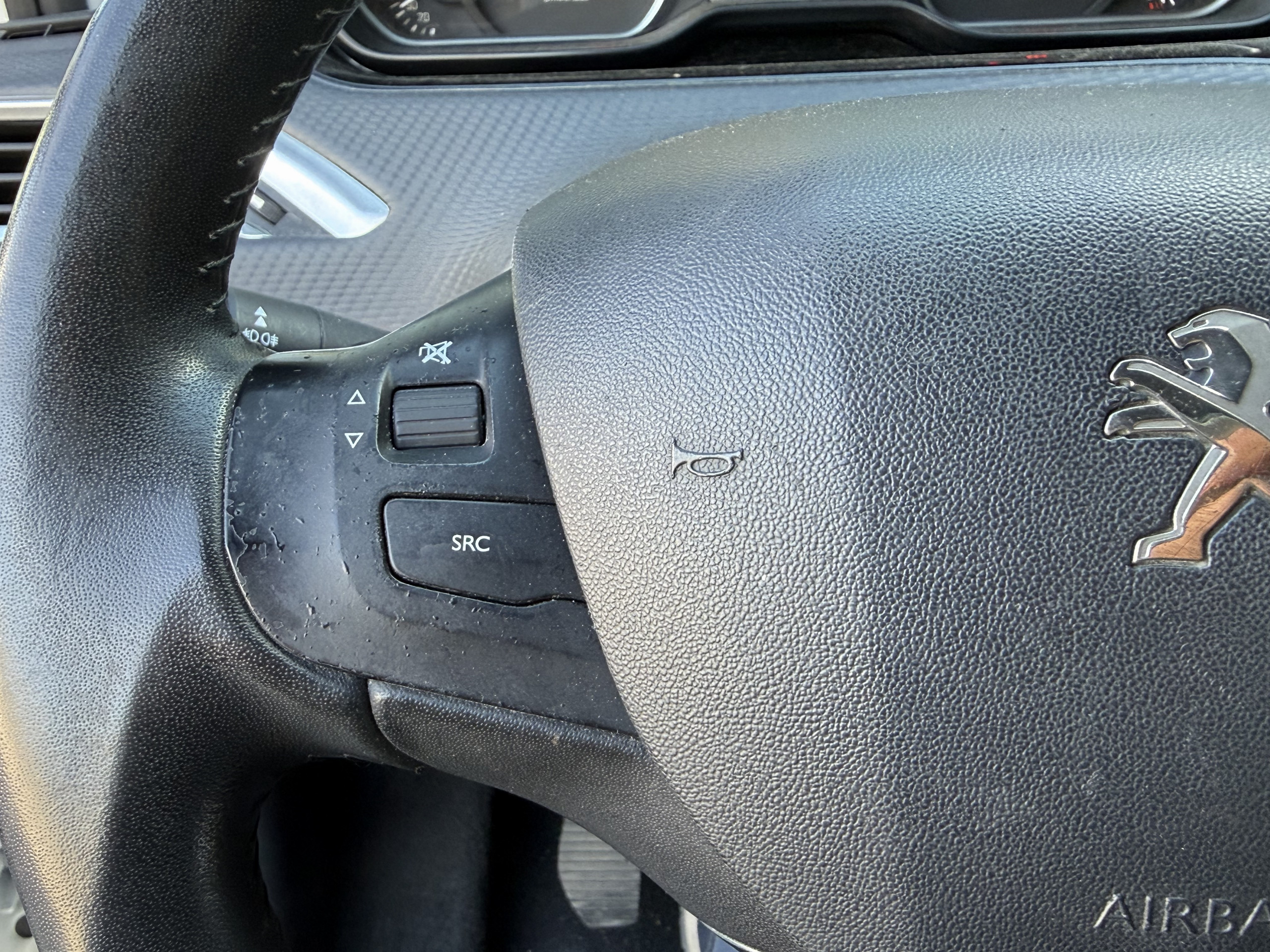 Peugeot 208 1.2 PureTech 82 Style groupe Vergnon