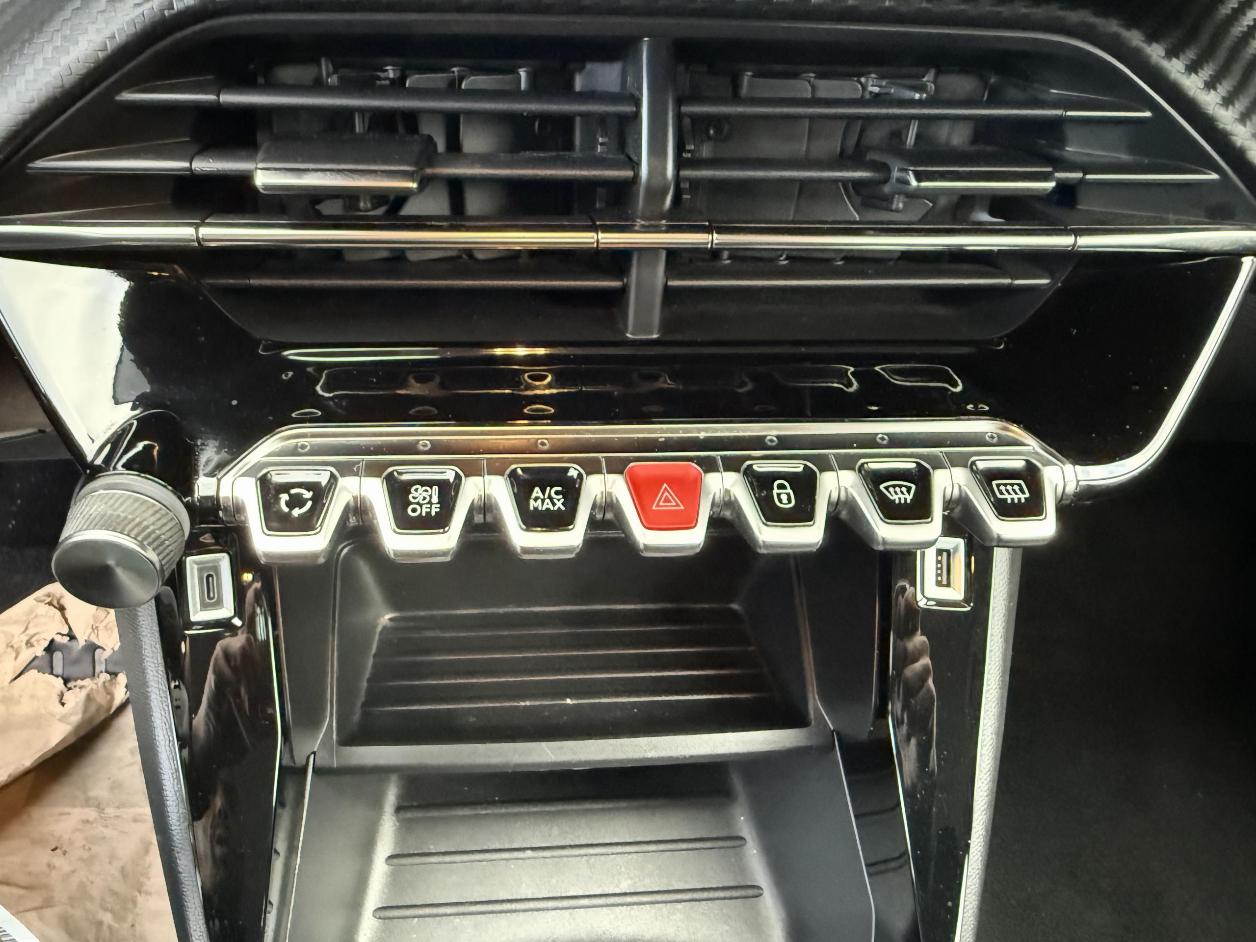 Peugeot 208  II PureTech 75 S&S Active Pack groupe Vergnon