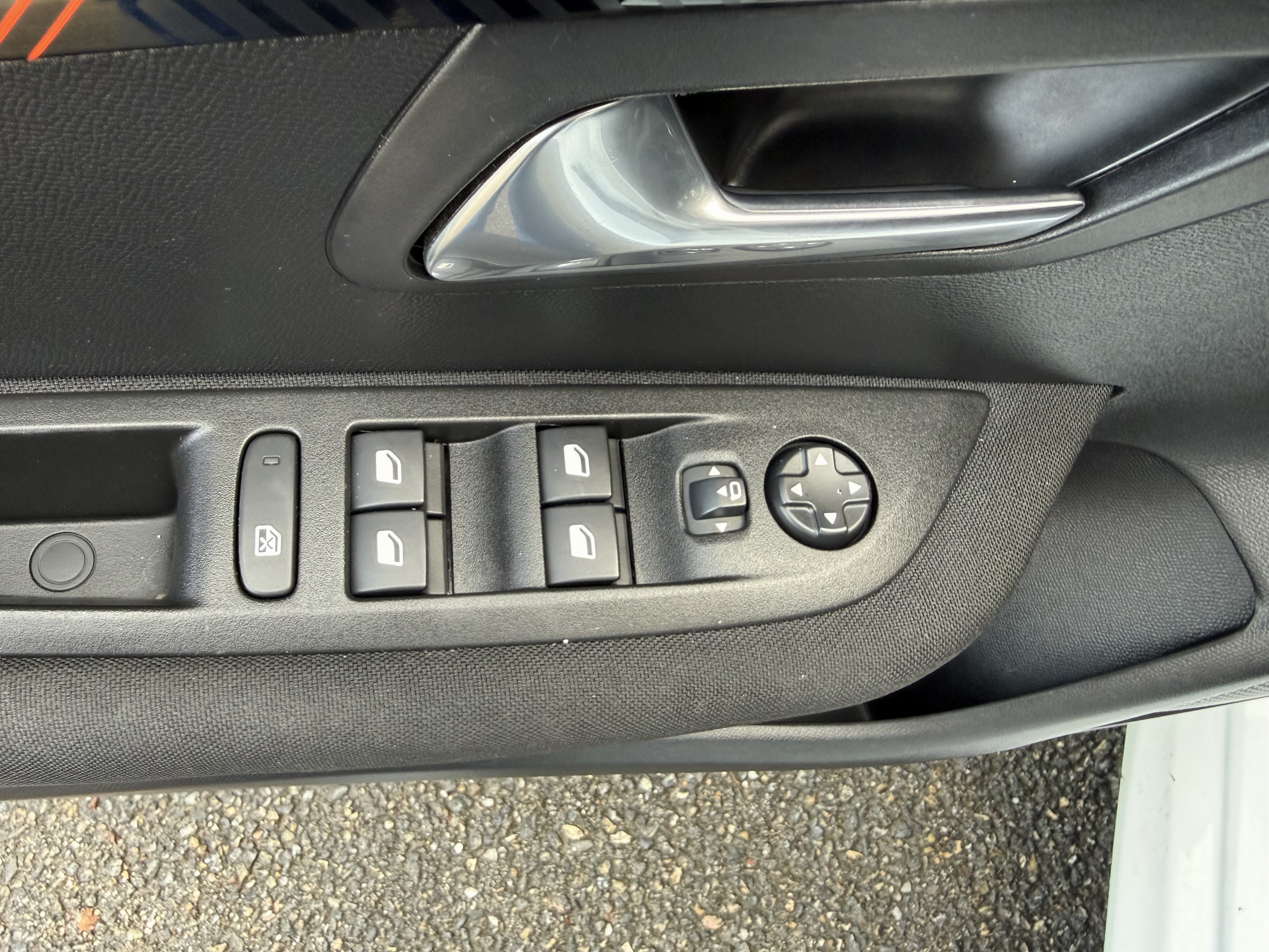 Peugeot 208  II PureTech 75 S&S Active Pack groupe Vergnon