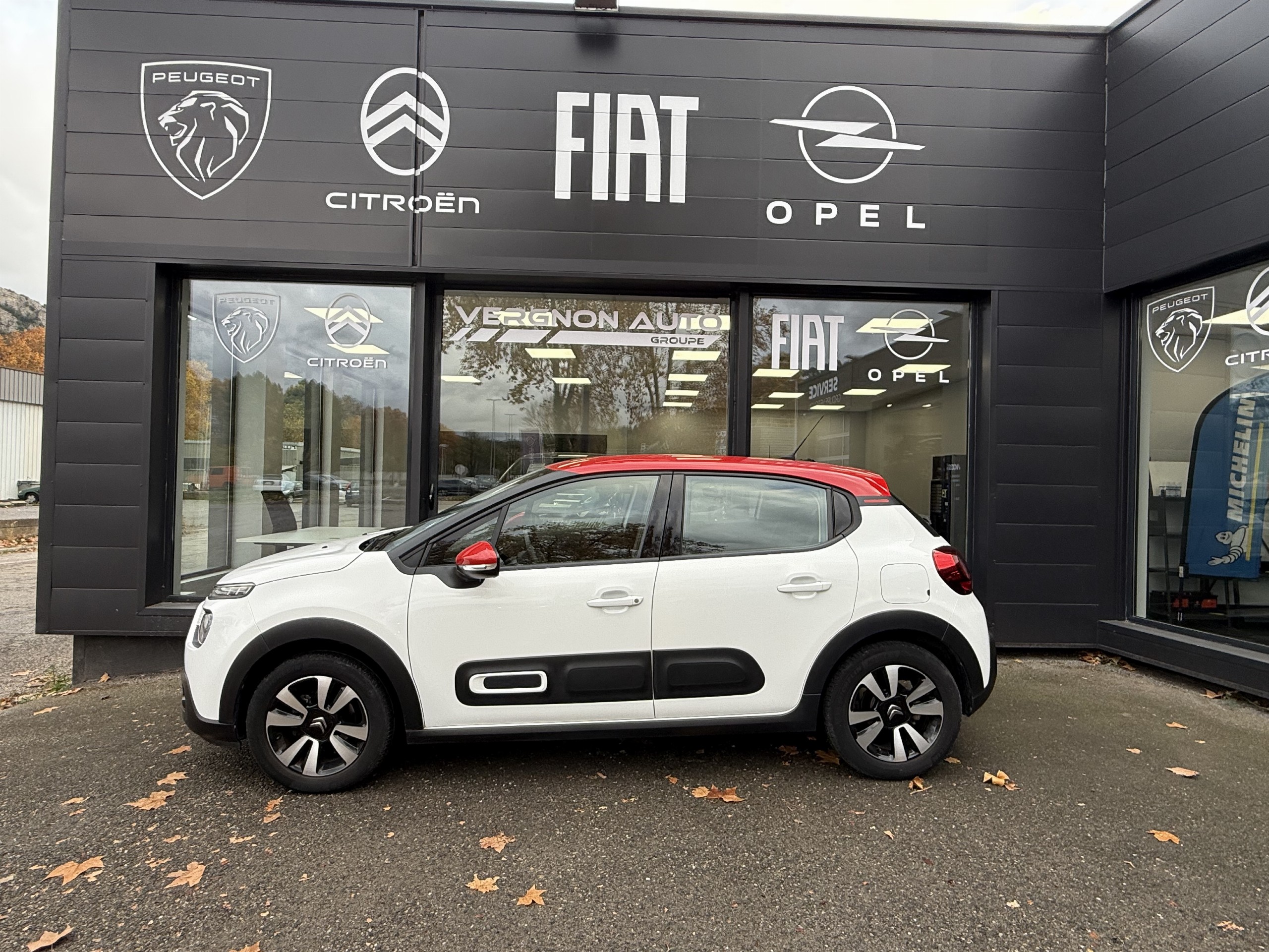 Citroën C3  III PureTech 110 S&S EAT6 Shine groupe Vergnon