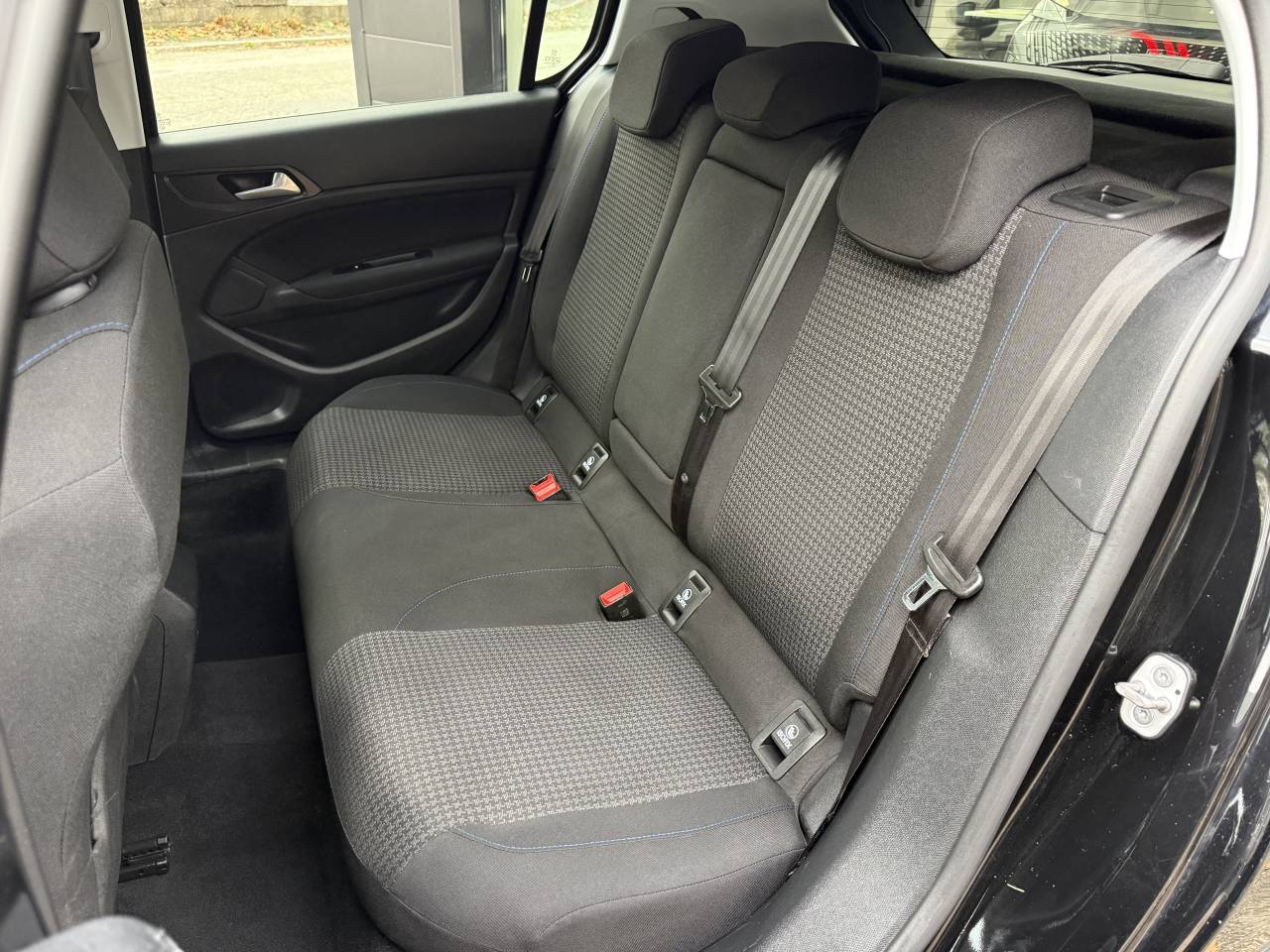 Peugeot 308  II PureTech 130 S&S EAT8 STYLE groupe Vergnon