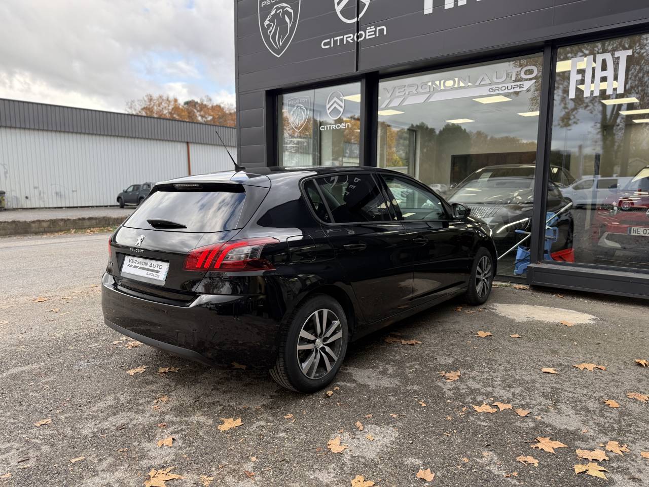 Peugeot 308  II PureTech 130 S&S EAT8 STYLE groupe Vergnon