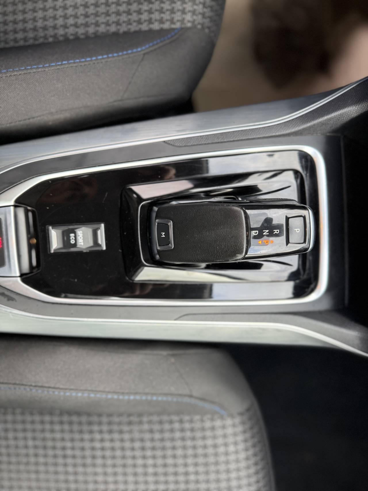 Peugeot 308  II PureTech 130 S&S EAT8 STYLE groupe Vergnon