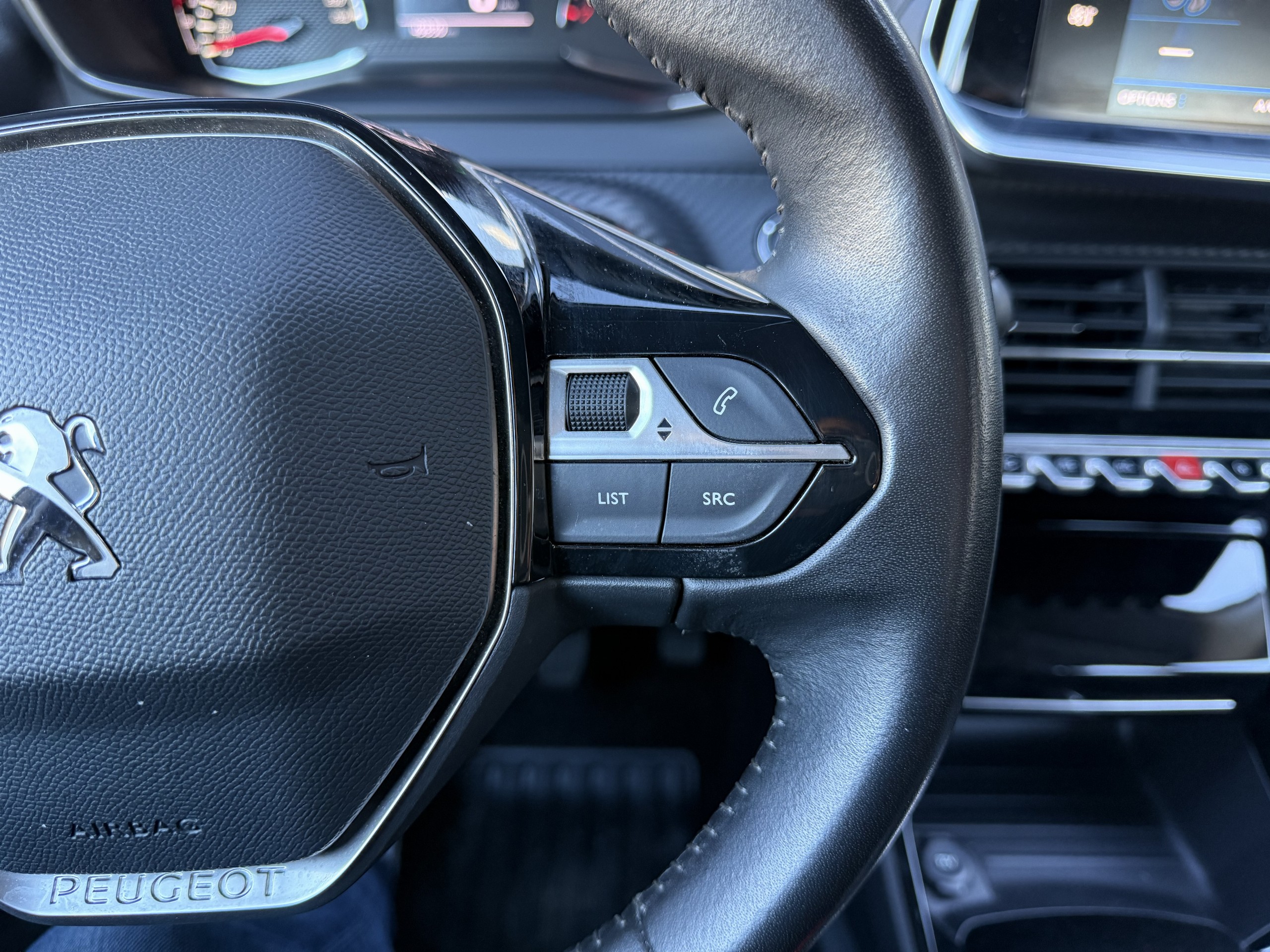 Peugeot 208  II PureTech 100 S&S Allure groupe Vergnon