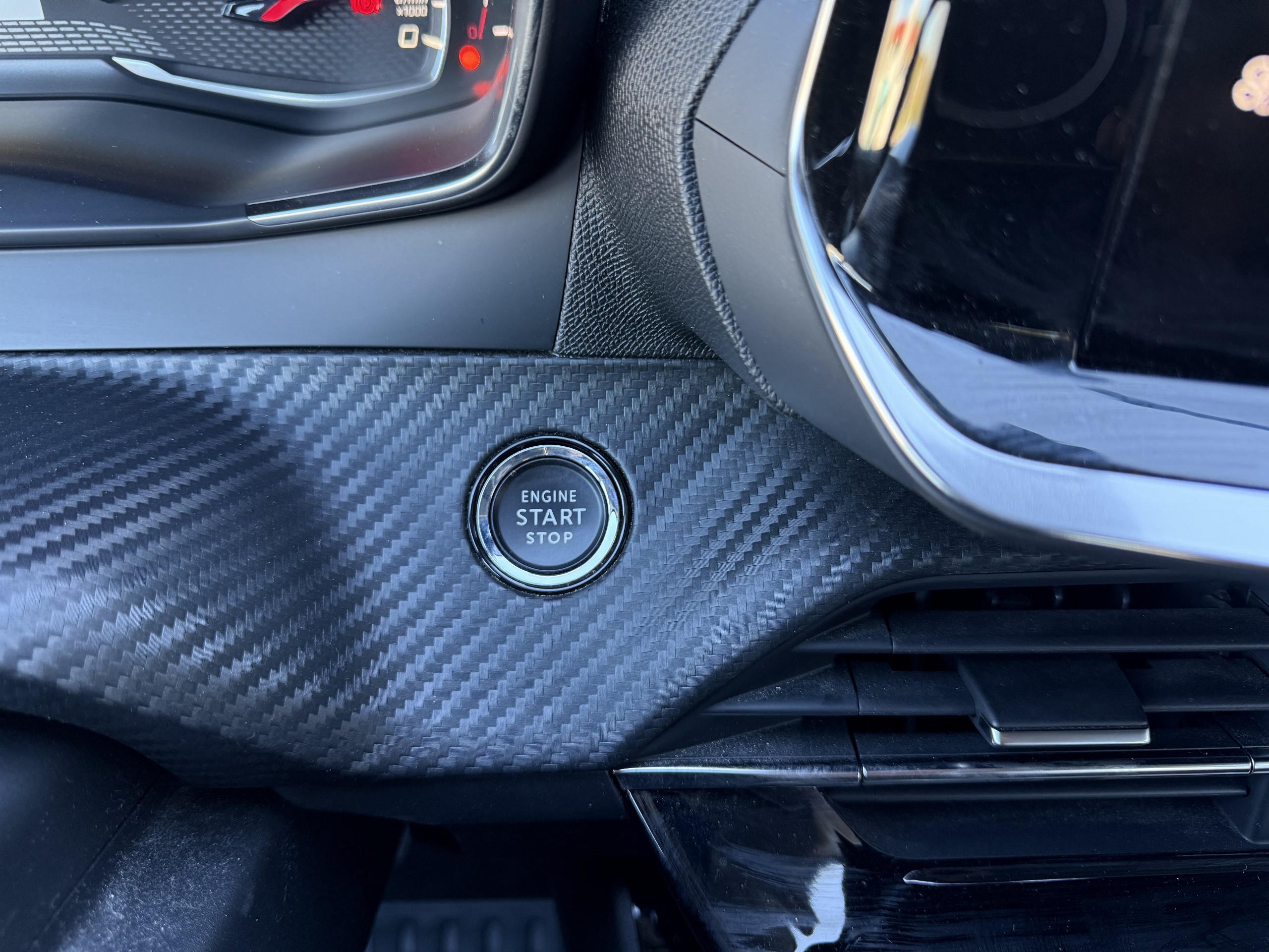 Peugeot 208  II PureTech 100 S&S Allure groupe Vergnon