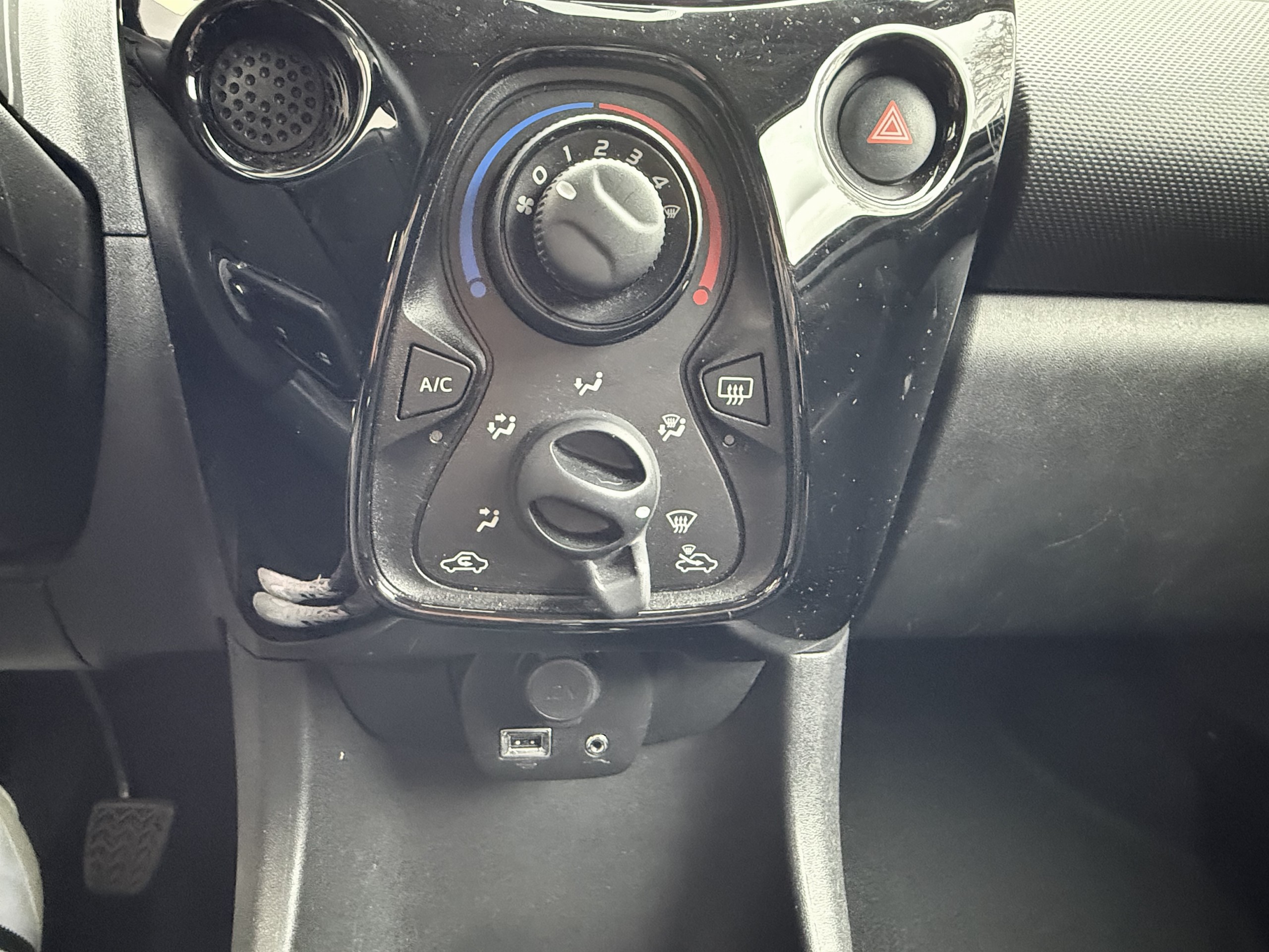 Citroën C1  II VTi 72 S&S BVM Shine groupe Vergnon