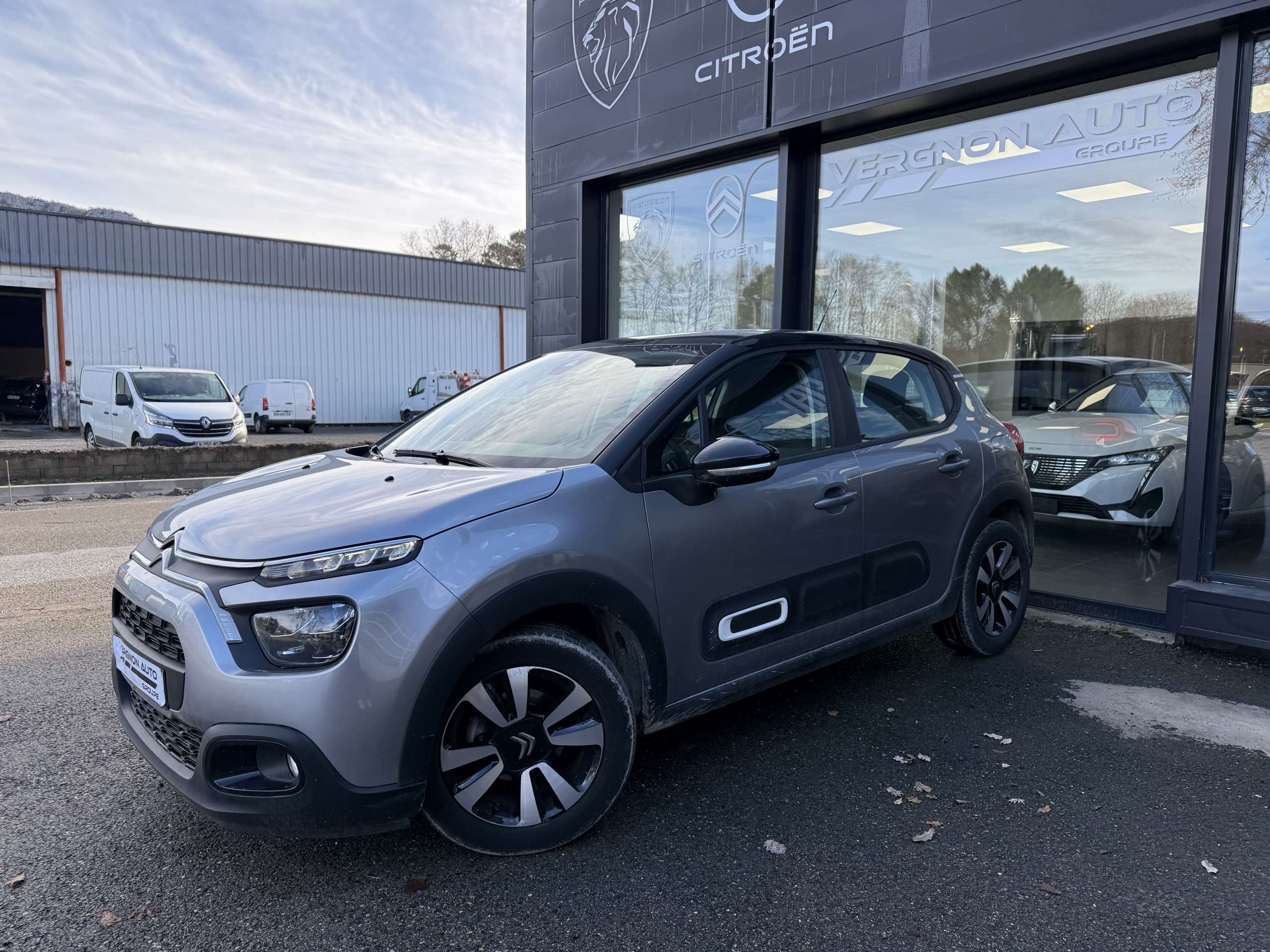 Citroën C3  III PureTech 83 S&S BVM Shine Business groupe Vergnon