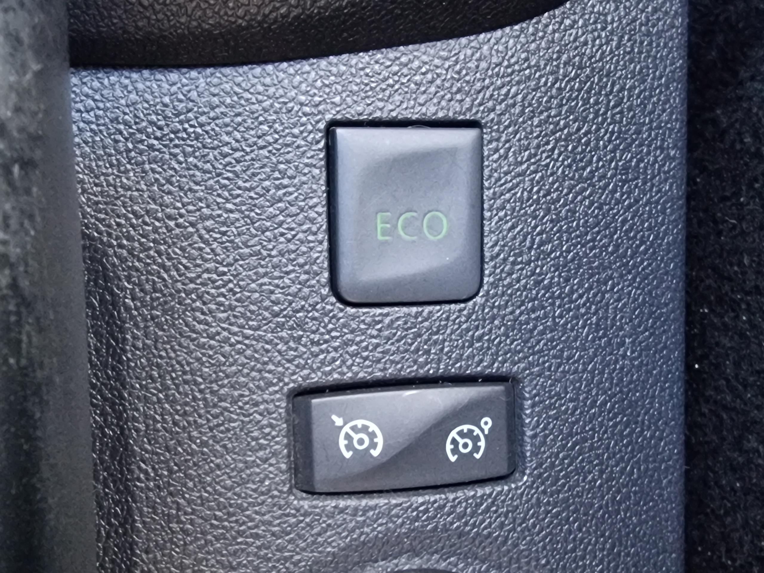 Renault Captur Intens ENERGY TCe 90 E6C groupe Vergnon