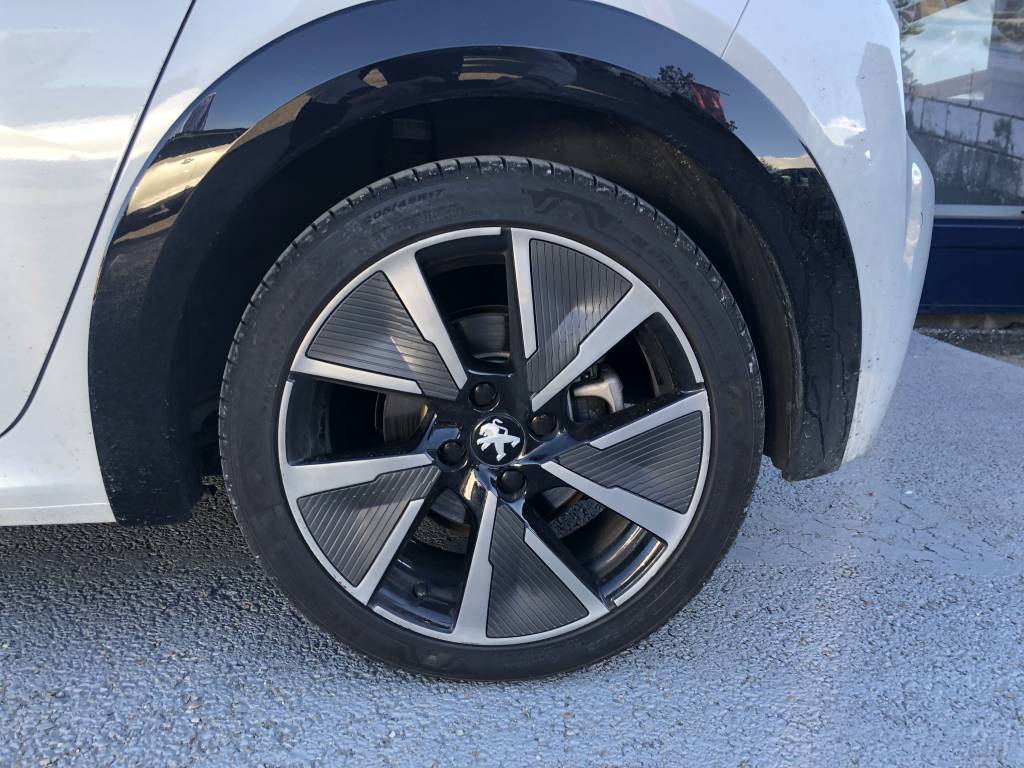 Peugeot e-208  II Electrique 136 GT groupe Vergnon