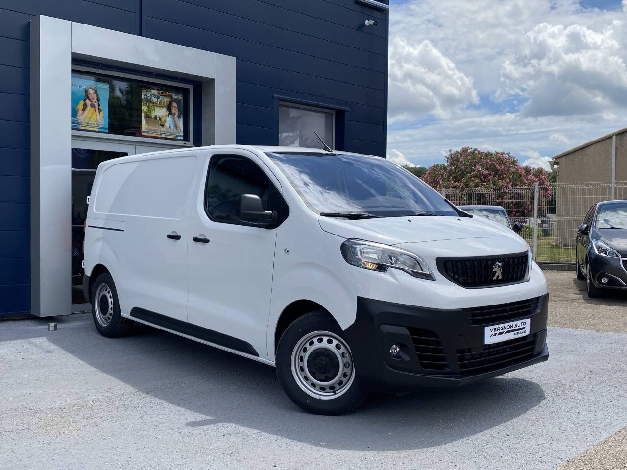 Peugeot Expert  III Taille M 2.0 BHDI 145 S&S AUTO P ASPH C groupe Vergnon