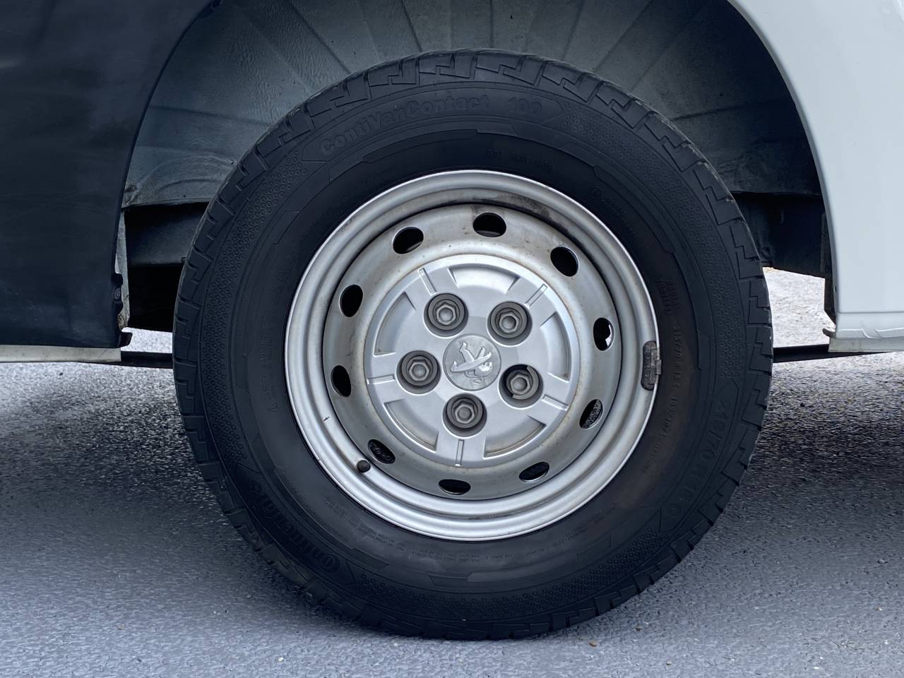 Peugeot Boxer  II BlueHDi 120 S&S ASPHALT 330 L2H2 groupe Vergnon