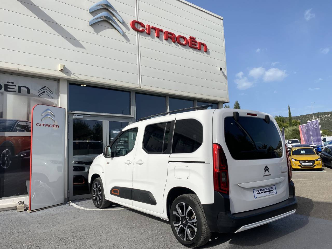 Citroën Berlingo  III Taille M PureTech 110 S&S BVM6 Shine Pack XTR groupe Vergnon