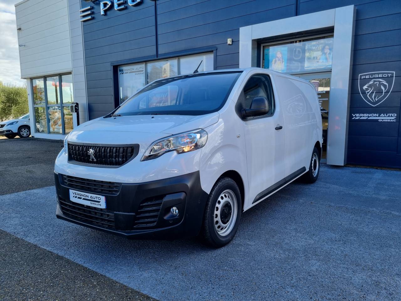 Peugeot Expert  III Taille M 2.0 BHDI 145 PACK ASPHALT groupe Vergnon