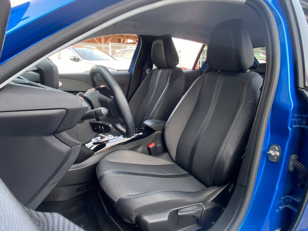 Peugeot e-208  II Electrique Allure Business groupe Vergnon