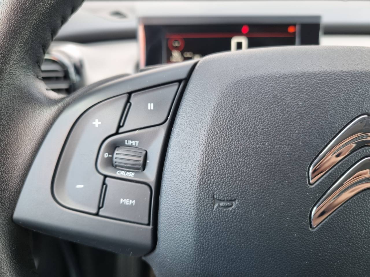 Citroën C4 Cactus PureTech 110 S&S BVM6 Shine groupe Vergnon