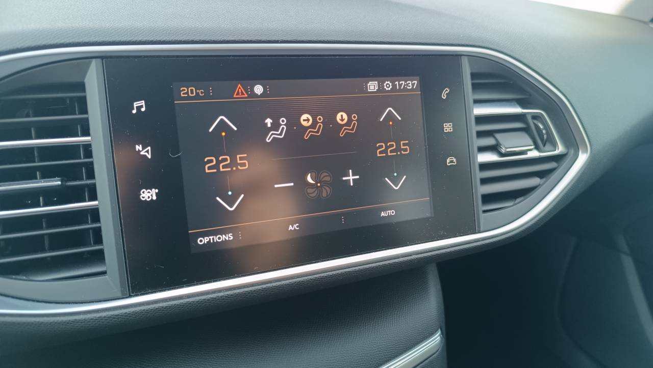 Peugeot 308  II Puretech 130 S&S EAT8 Allure groupe Vergnon