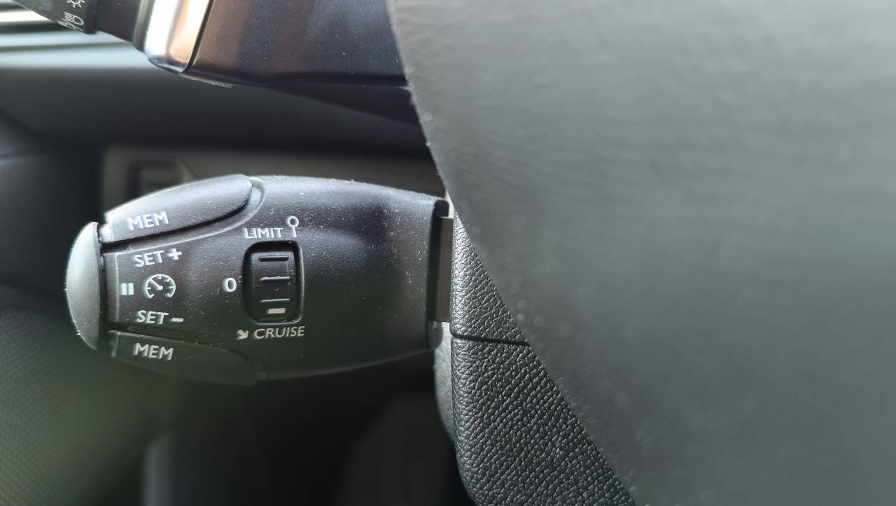 Peugeot 308  II Puretech 130 S&S EAT8 Allure groupe Vergnon