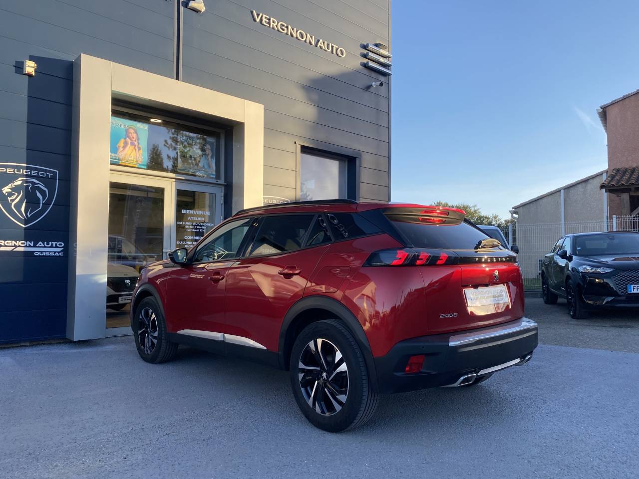 Peugeot 2008  II PureTech 130 S&S EAT8 ALLURE PACK groupe Vergnon